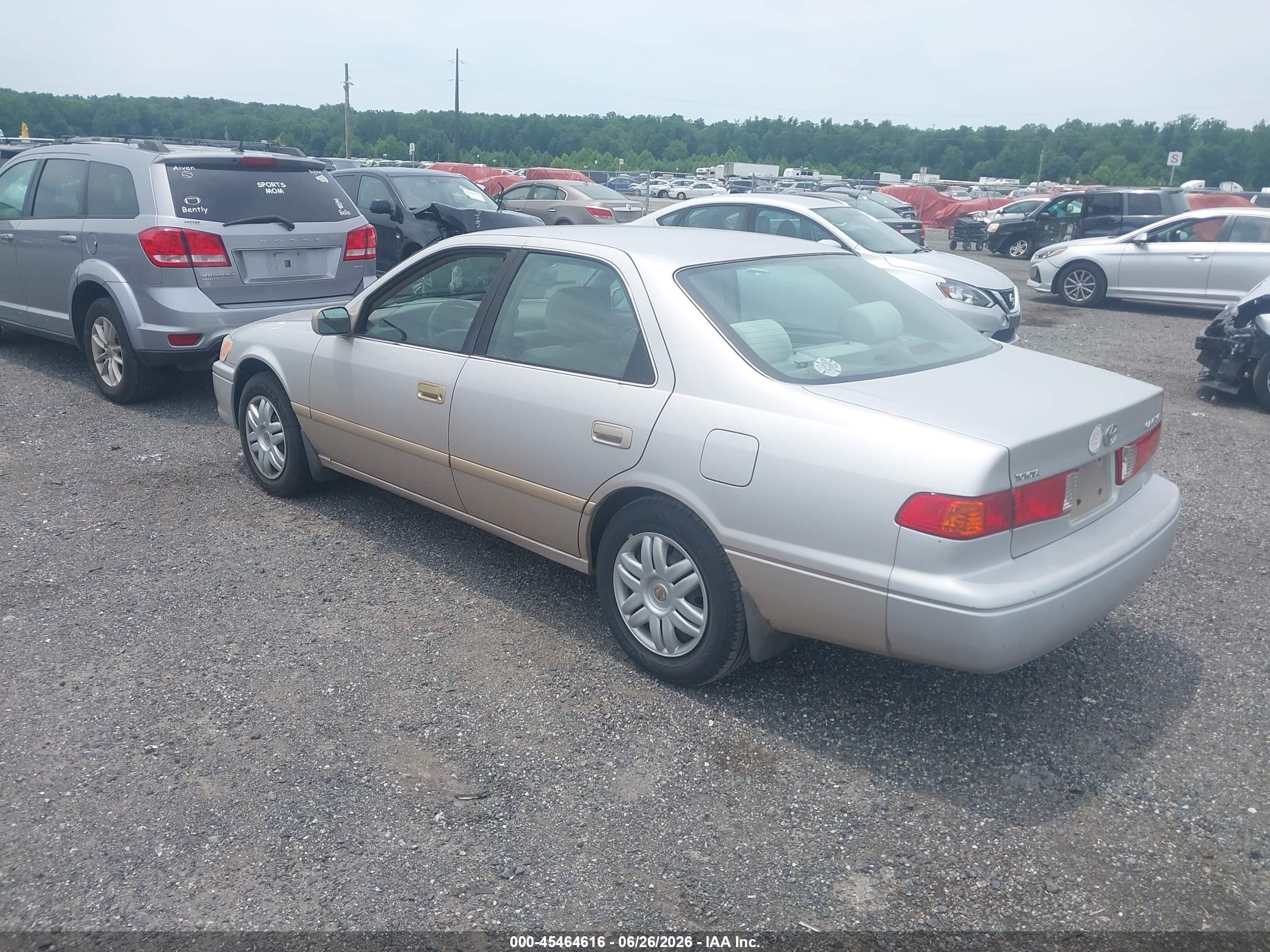 2001 Toyota Camry Ce Silver vin: 4T1BG22K91U064039