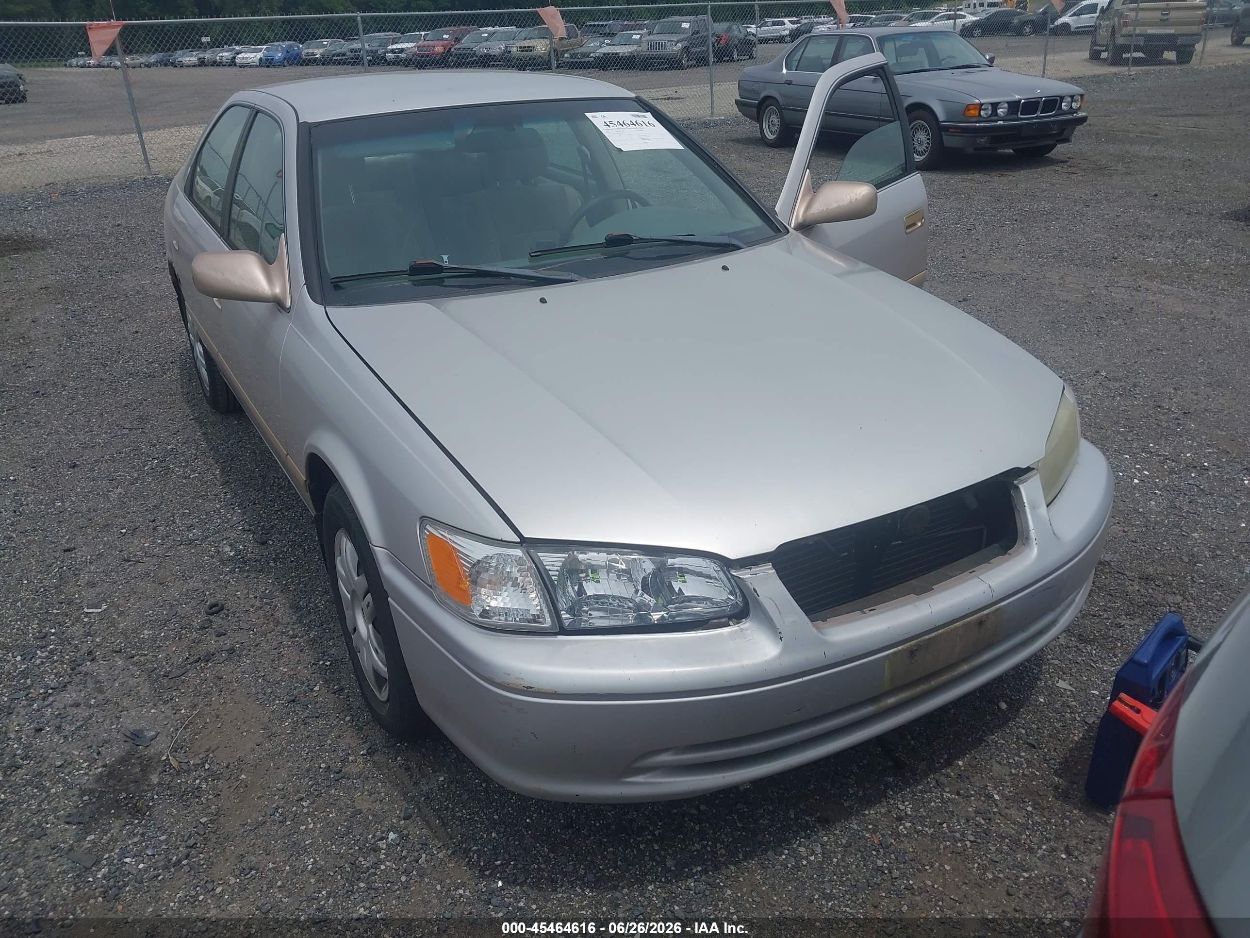 2001 Toyota Camry Ce Silver vin: 4T1BG22K91U064039