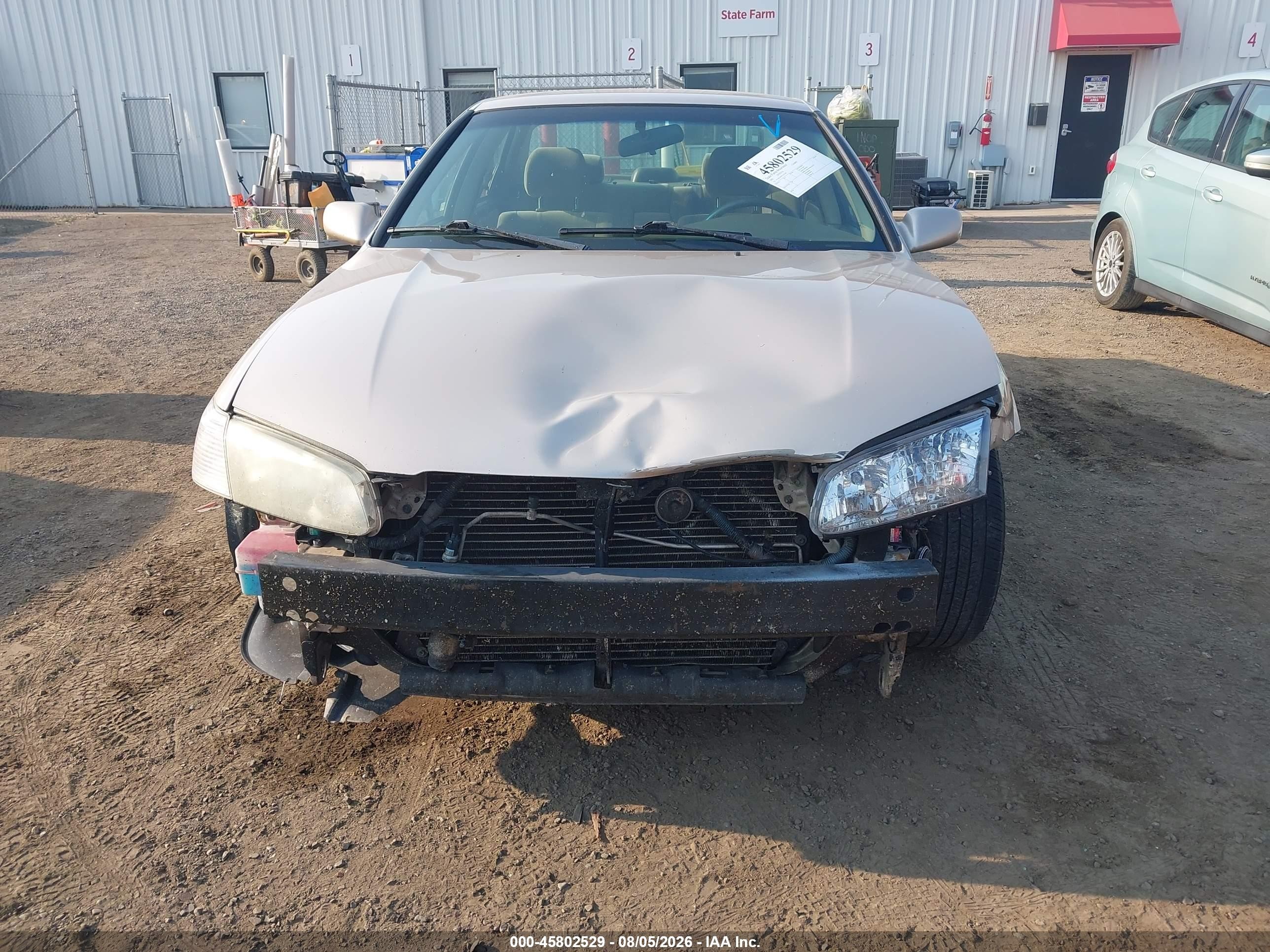 2001 Toyota Camry Ce Champagne vin: 4T1BG22K91U102109