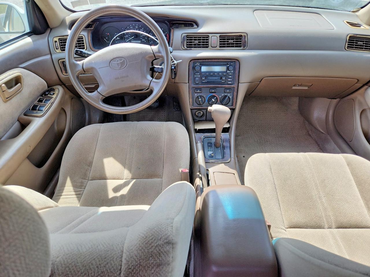 2001 Toyota Camry Ce White vin: 4T1BG22K91U766023