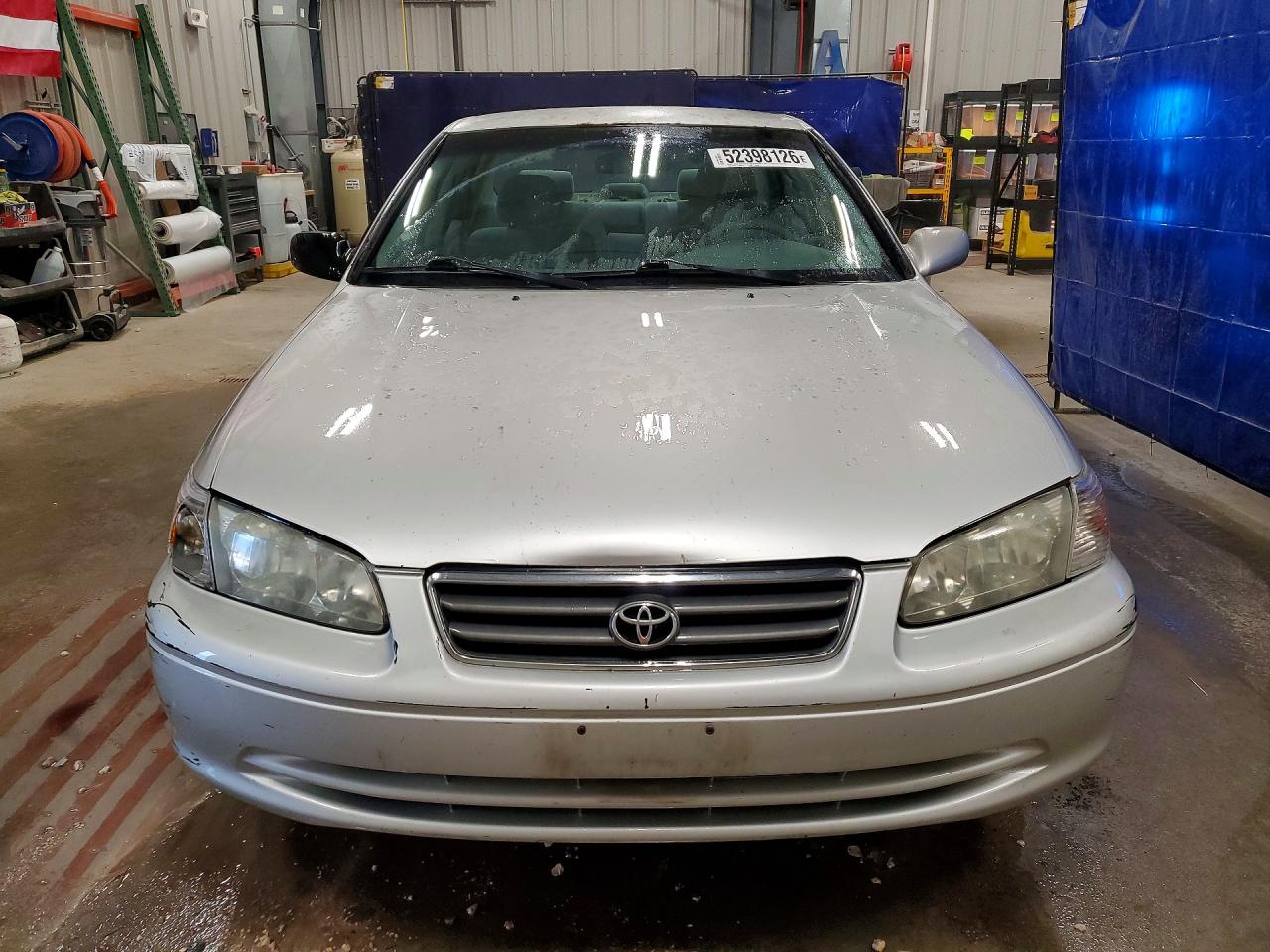 2001 Toyota Camry Le 4d Sedan Silver vin: 4T1BG22K91U862606
