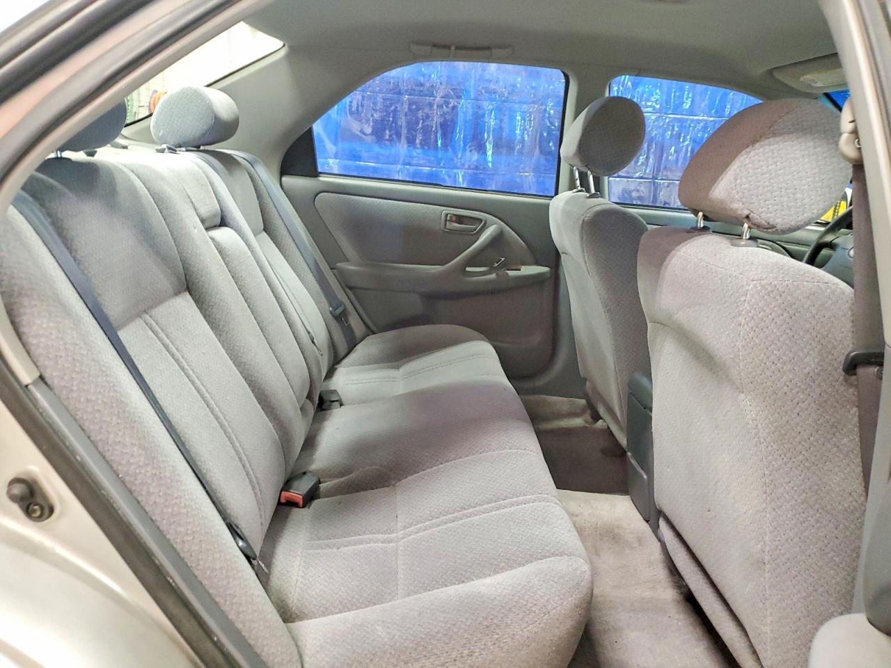 2001 Toyota Camry Le 4d Sedan Silver vin: 4T1BG22K91U862606