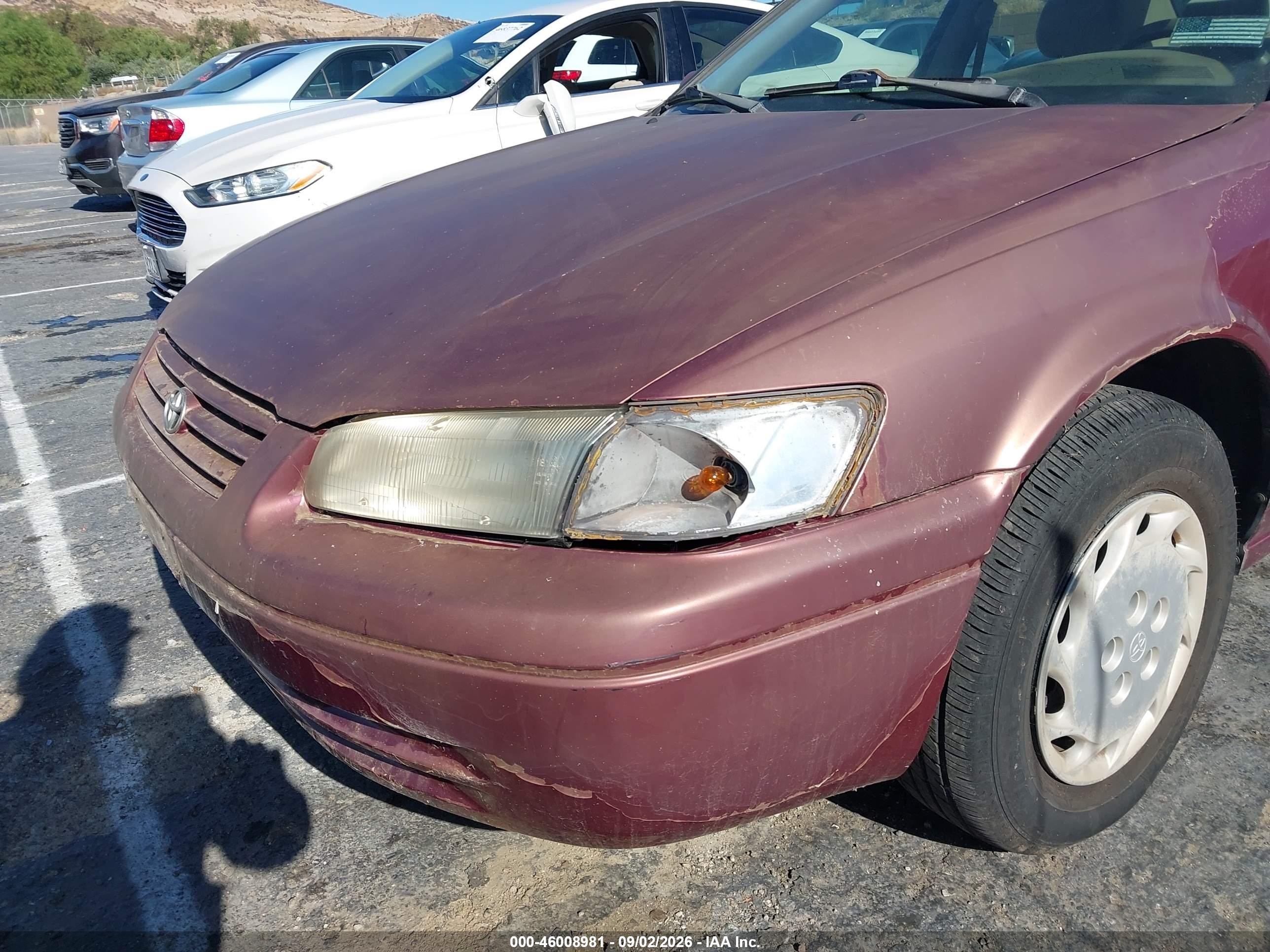 1997 Toyota Camry Le Red vin: 4T1BG22K9VU010925