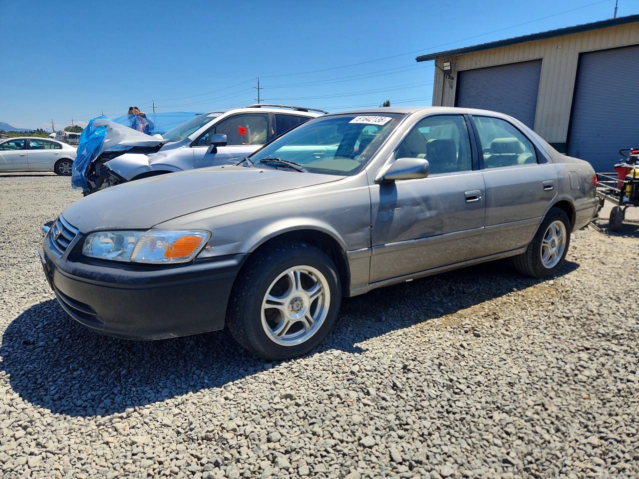 2000 Toyota Camry Ce Silver vin: 4T1BG22K9YU670547