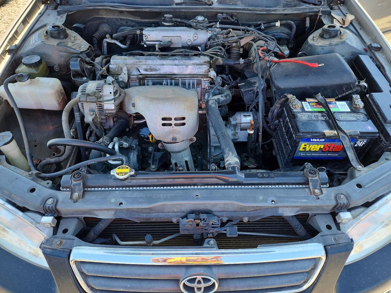 2000 Toyota Camry Ce Silver vin: 4T1BG22K9YU670547