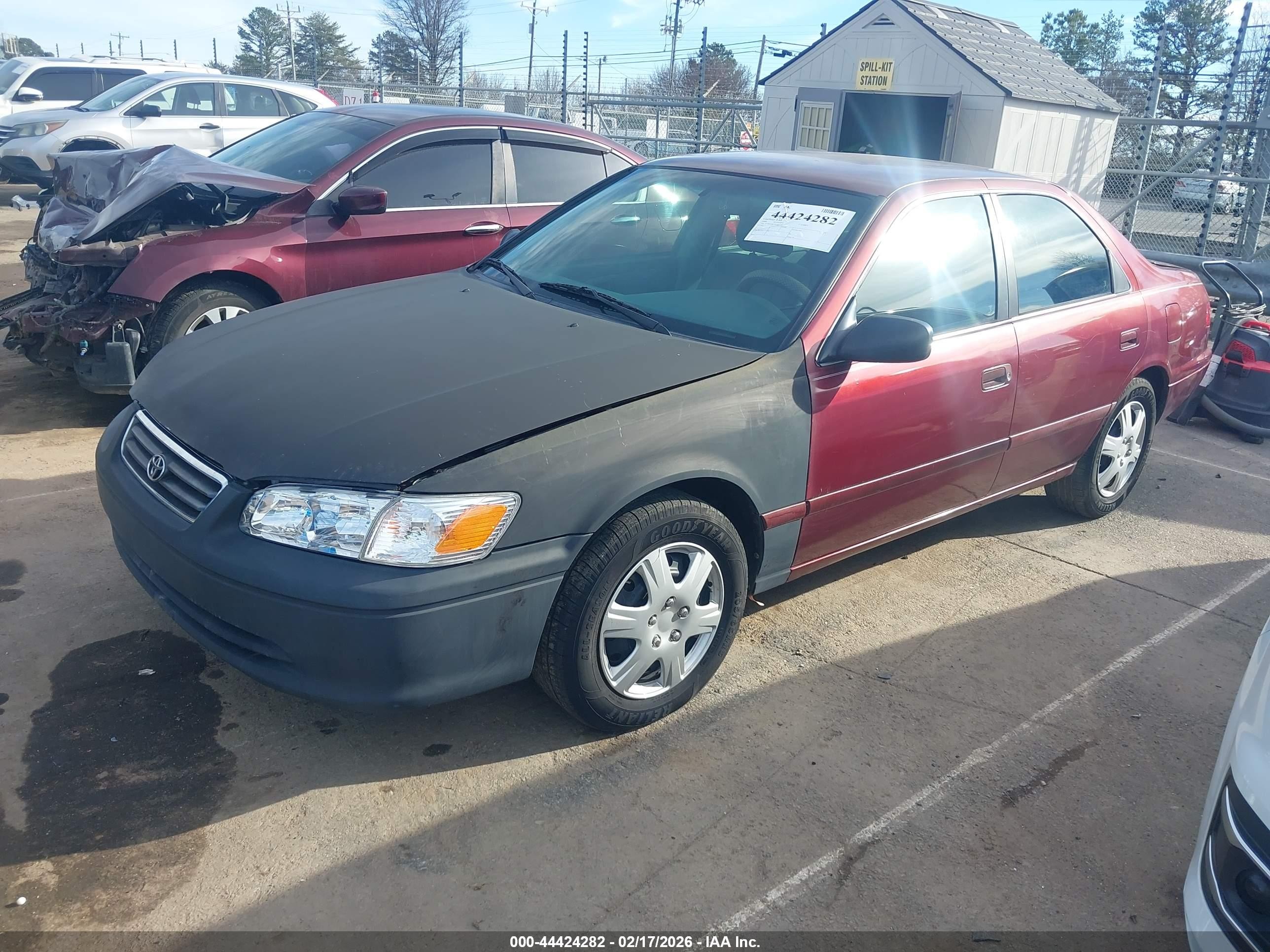 2000 Toyota Camry Le Burgundy vin: 4T1BG22K9YU688451