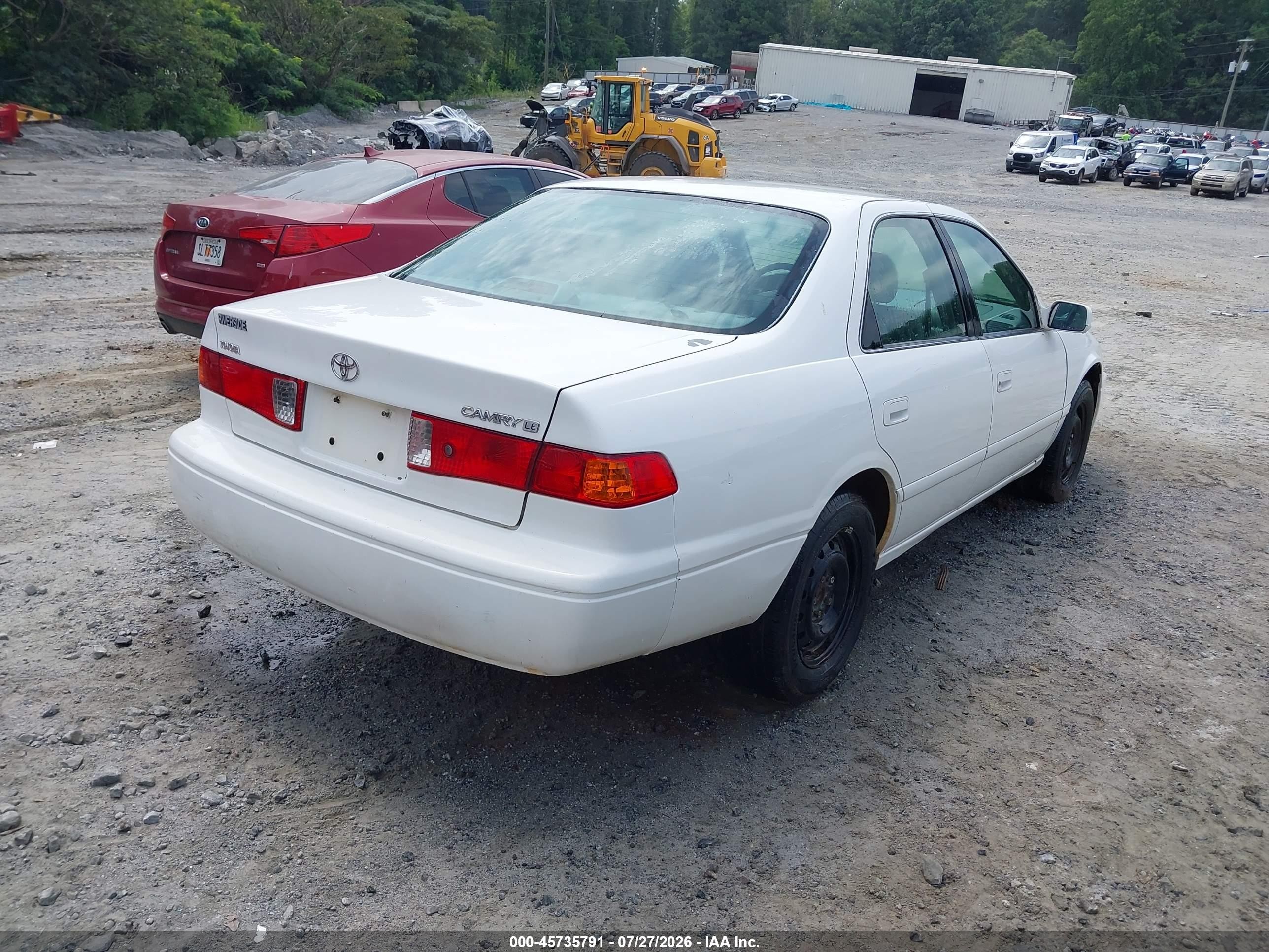 2000 Toyota Camry Le White vin: 4T1BG22K9YU925567