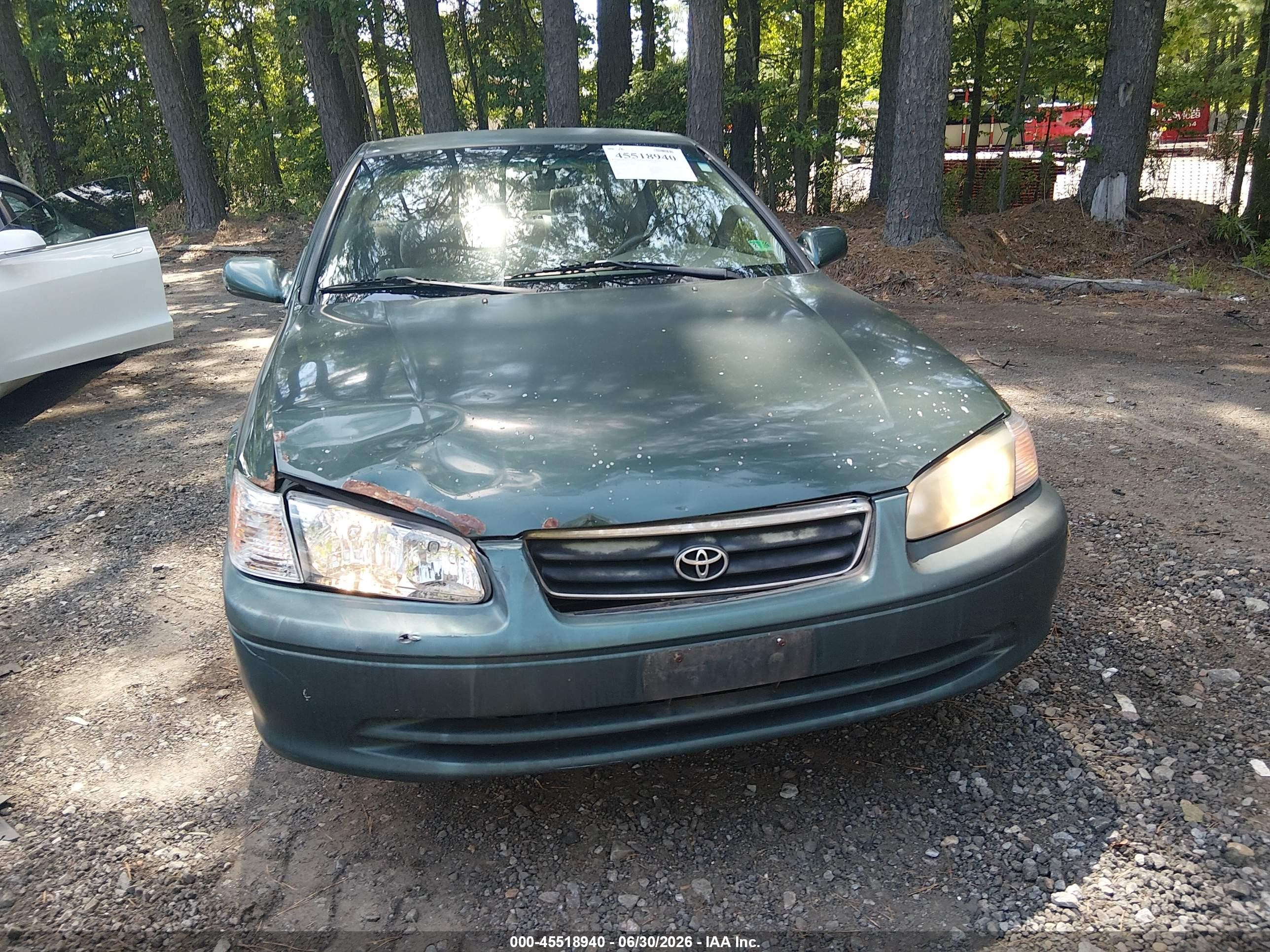 2001 Toyota Camry Le Green vin: 4T1BG22KX1U082825