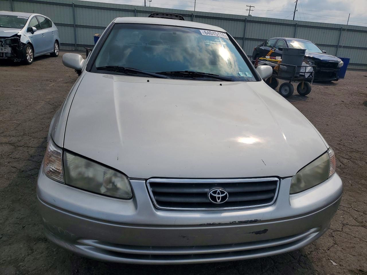 2001 Toyota Camry Le Silver vin: 4T1BG22KX1U109960