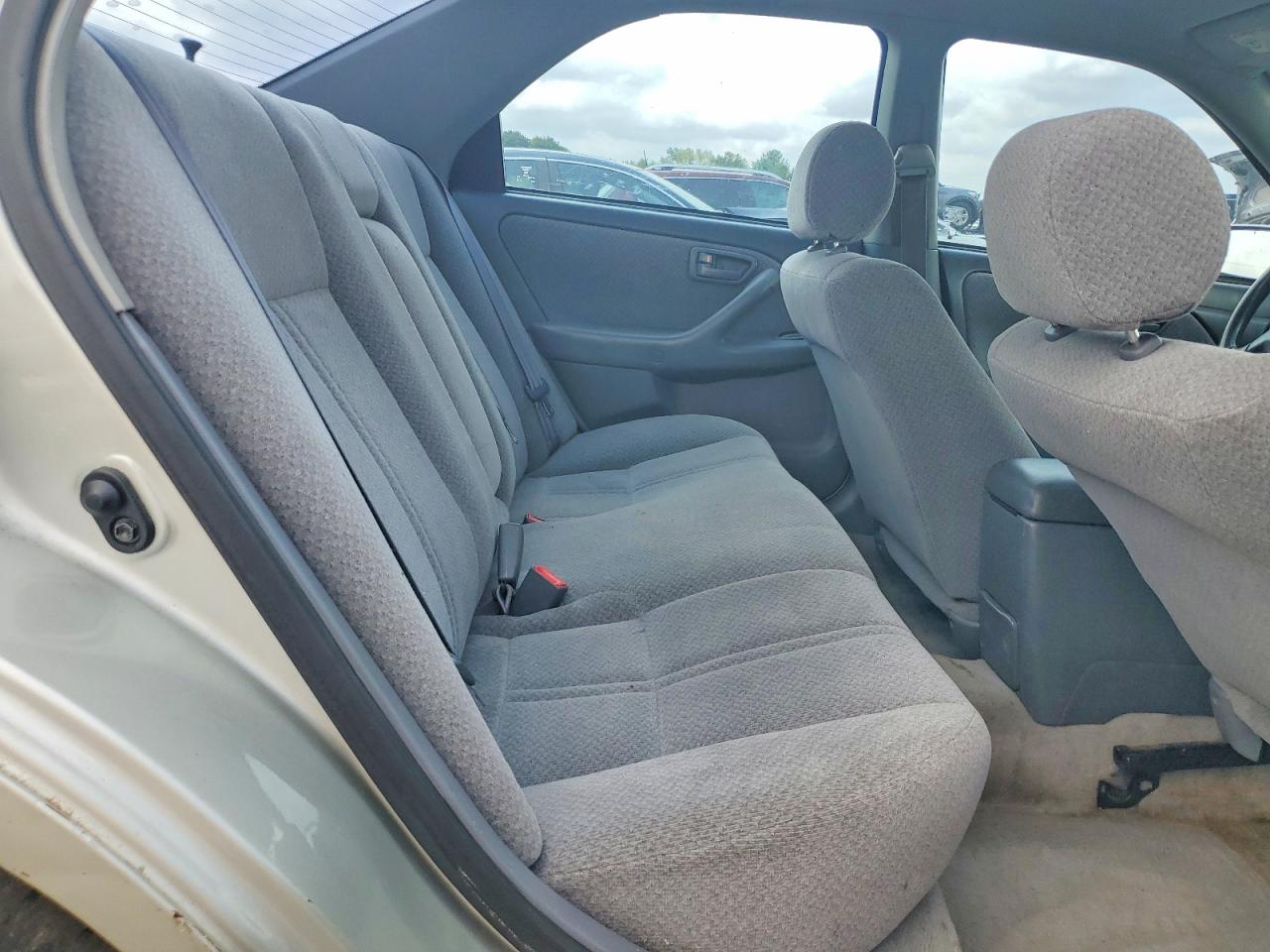 2001 Toyota Camry Le Silver vin: 4T1BG22KX1U109960