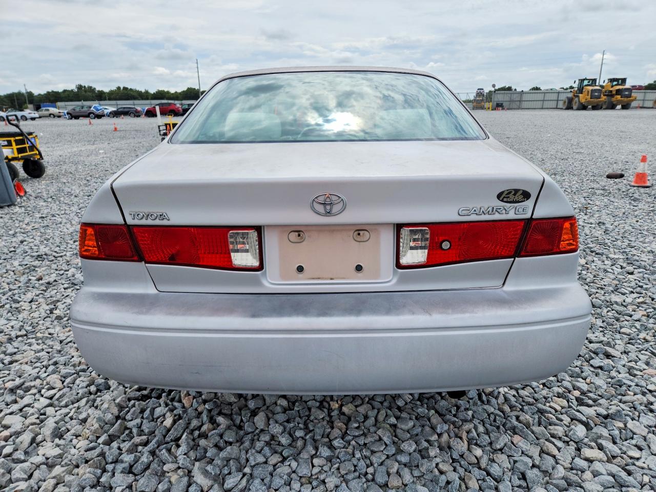 2001 Toyota Camry Ce Silver vin: 4T1BG22KX1U110087