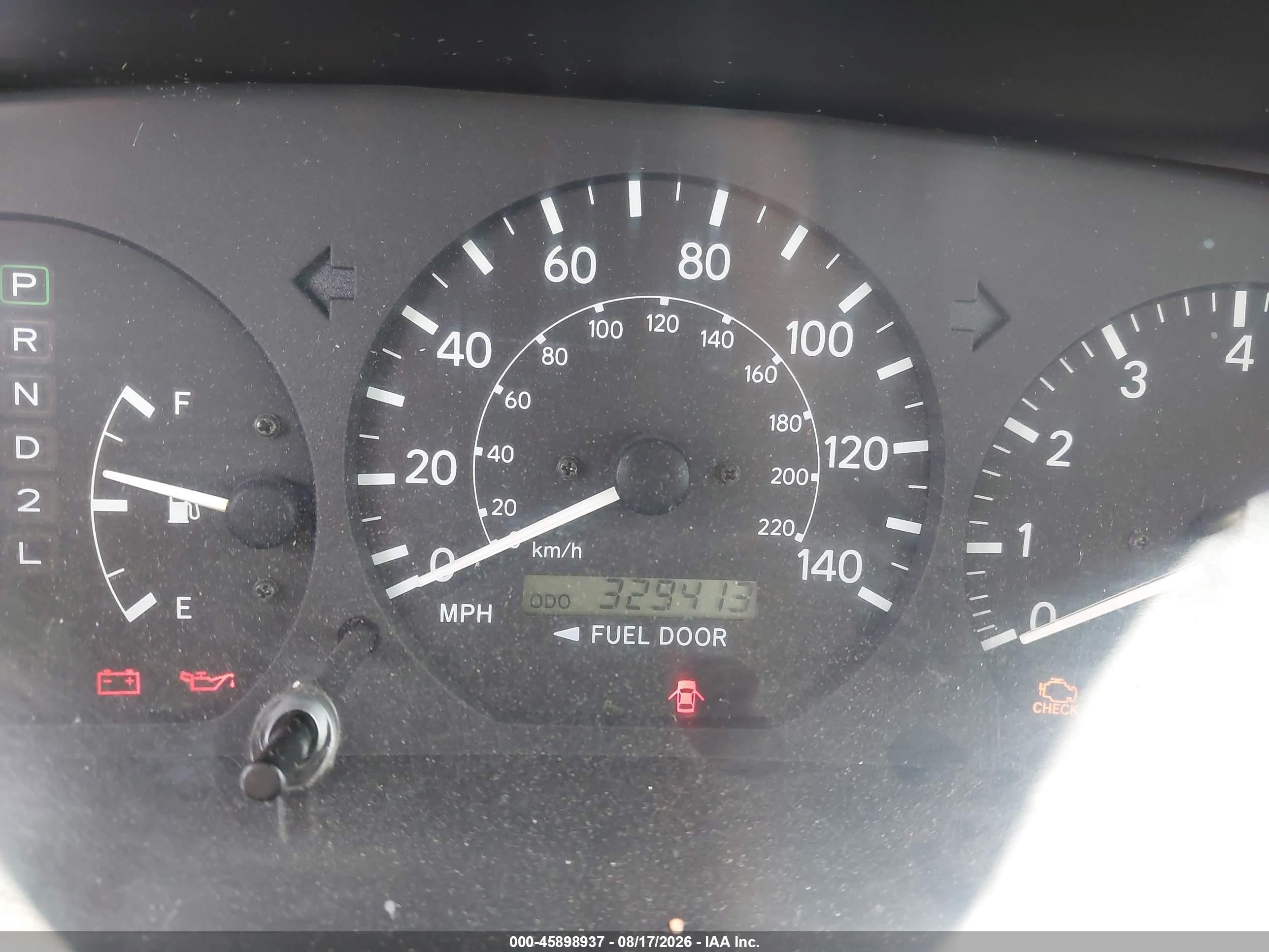 2001 Toyota Camry Le White vin: 4T1BG22KX1U852716