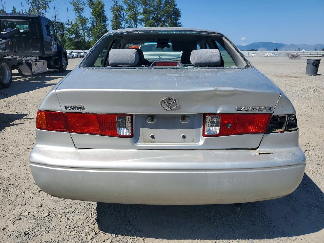 2001 Toyota Camry Le Silver vin: 4T1BG22KX1U864705
