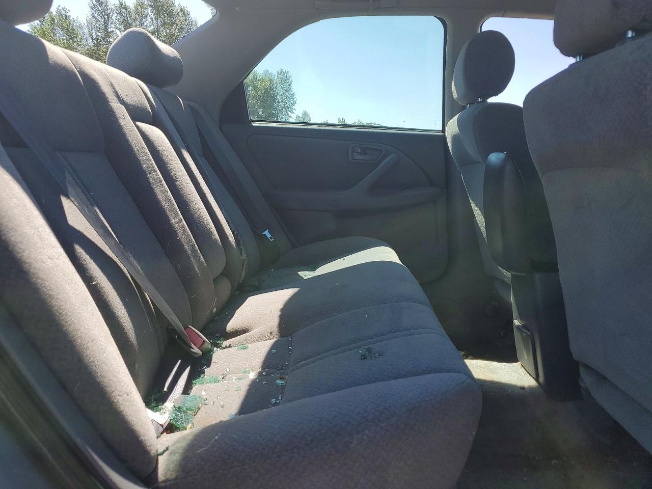 2001 Toyota Camry Le Silver vin: 4T1BG22KX1U864705