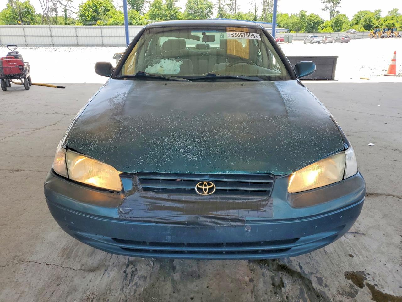 1997 Toyota Camry Le Green vin: 4T1BG22KXVU044663
