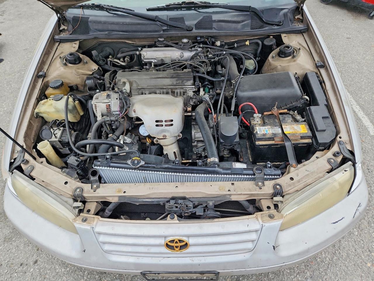 1997 Toyota Camry Le Beige vin: 4T1BG22KXVU075976