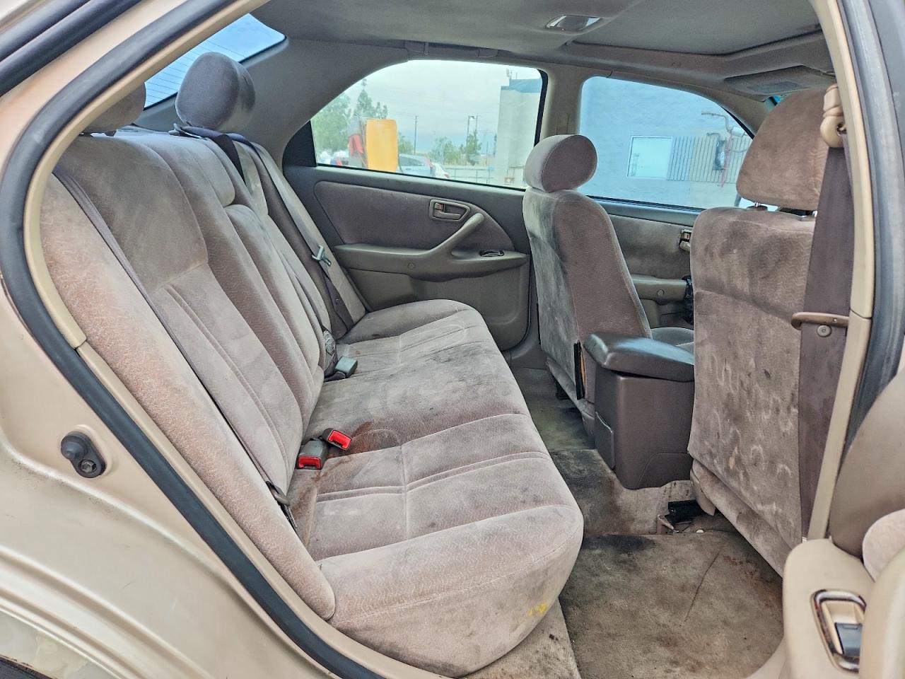 1997 Toyota Camry Le Beige vin: 4T1BG22KXVU075976