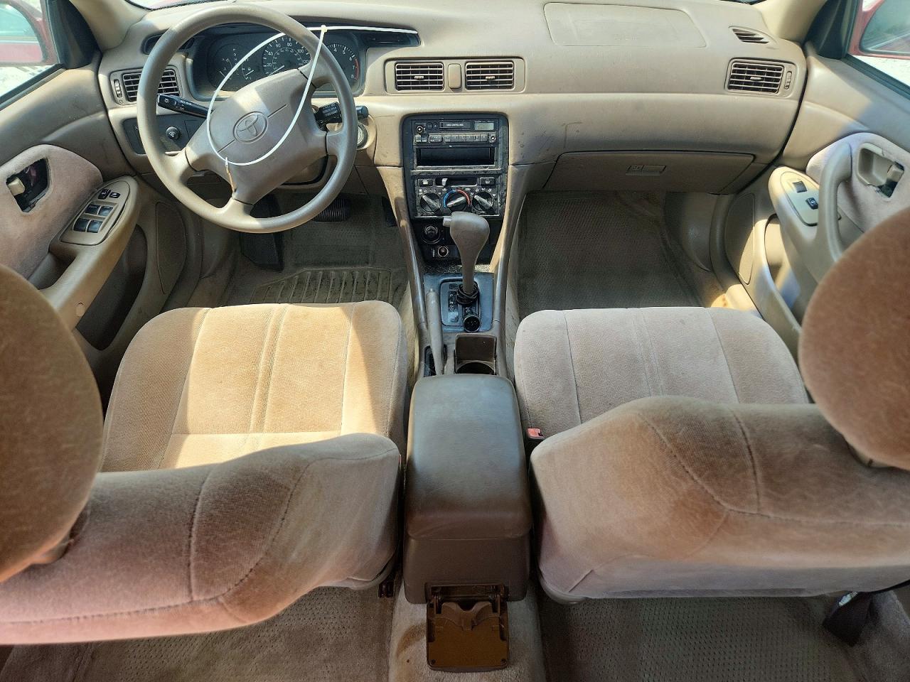 1997 Toyota Camry Le Burgundy vin: 4T1BG22KXVU117434