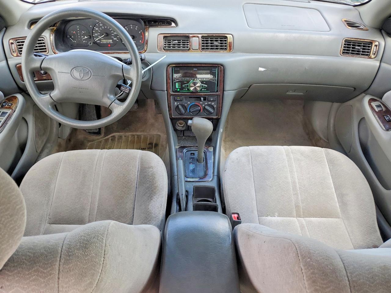 1997 Toyota Camry Tan vin: 4T1BG22KXVU164138