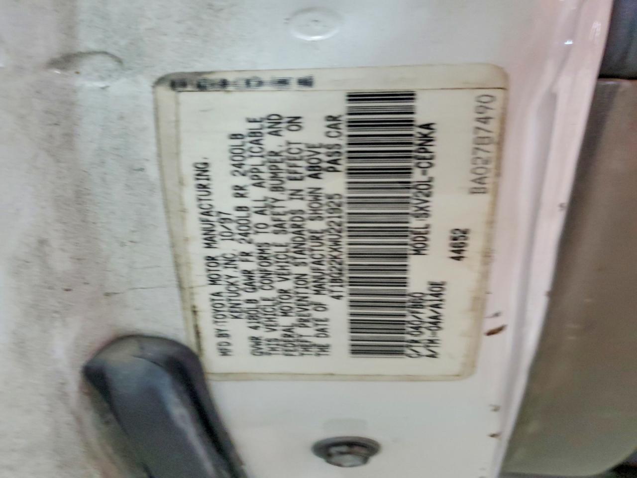 1998 Toyota Camry Le White vin: 4T1BG22KXWU221925