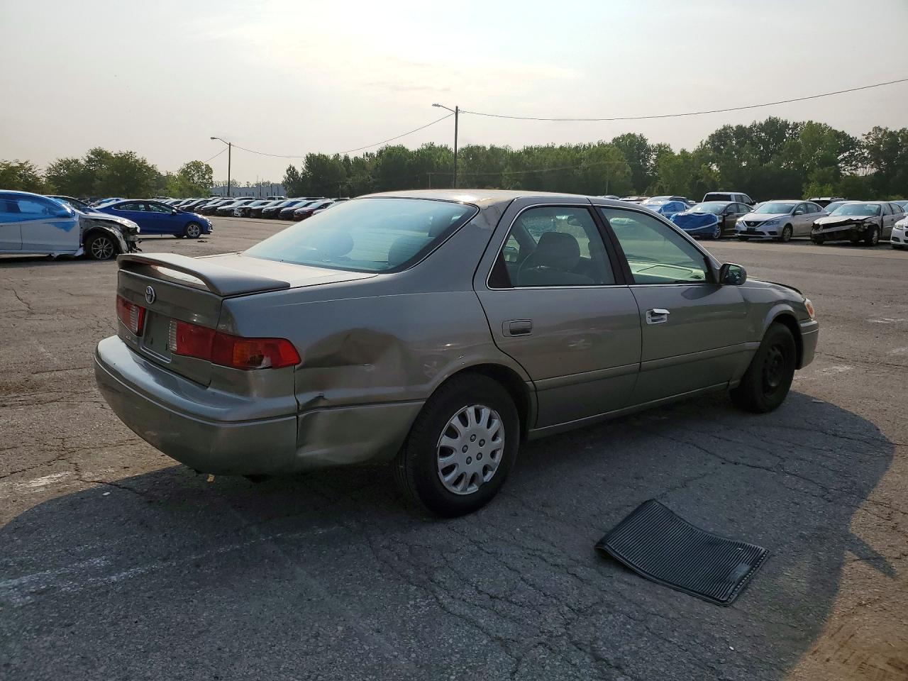 2000 Toyota Camry Ce Tan vin: 4T1BG22KXYU013725