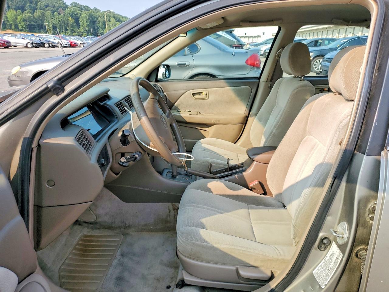 2000 Toyota Camry Ce Tan vin: 4T1BG22KXYU013725