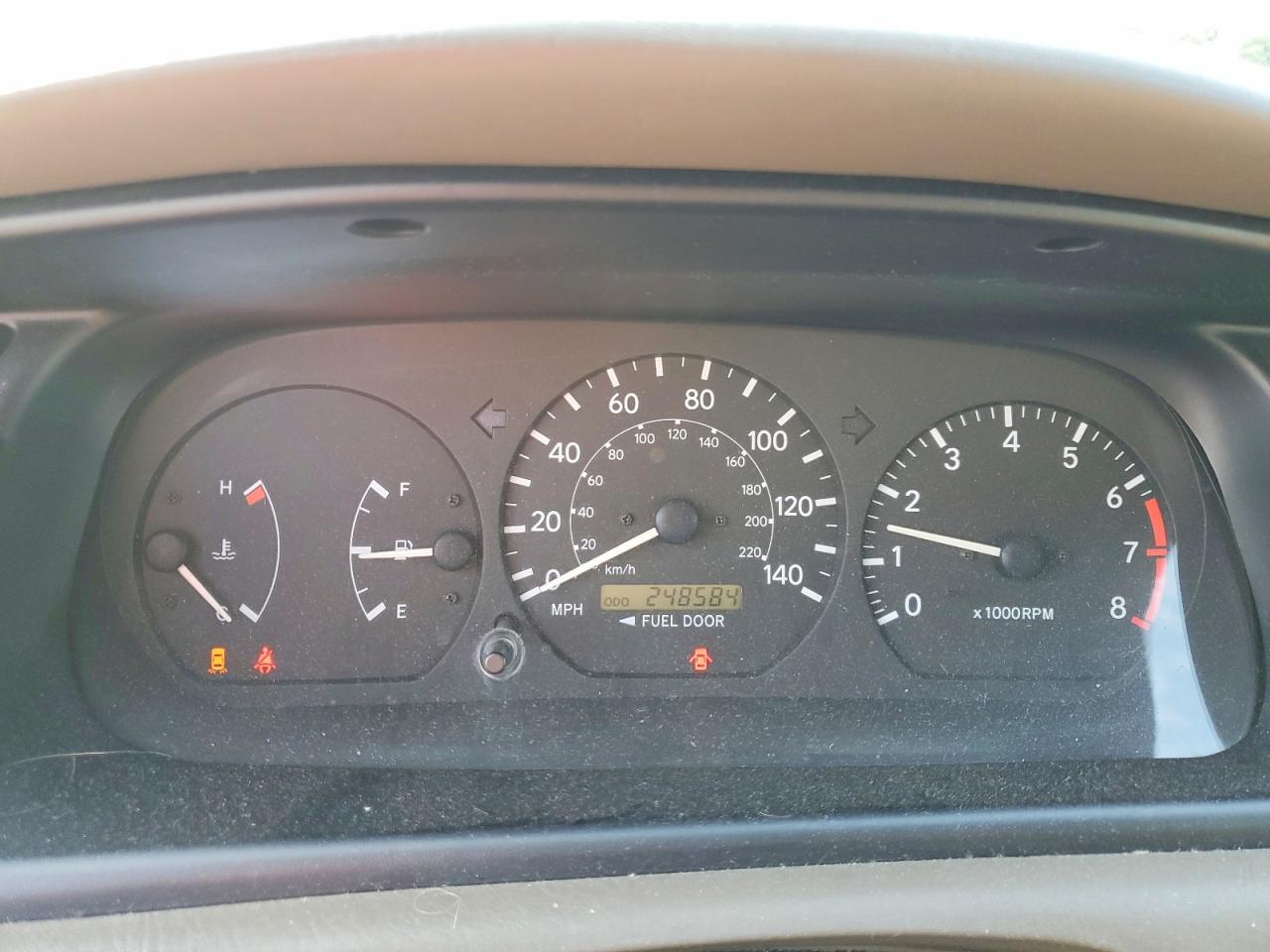 2000 Toyota Camry Ce Tan vin: 4T1BG22KXYU013725