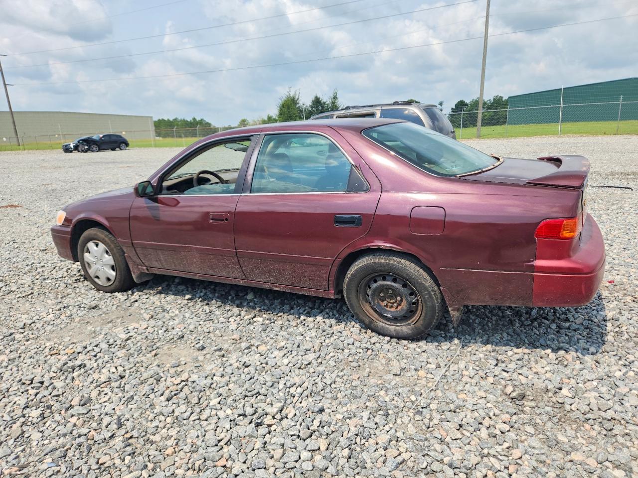 2000 Toyota Camry Le Burgundy vin: 4T1BG22KXYU750052