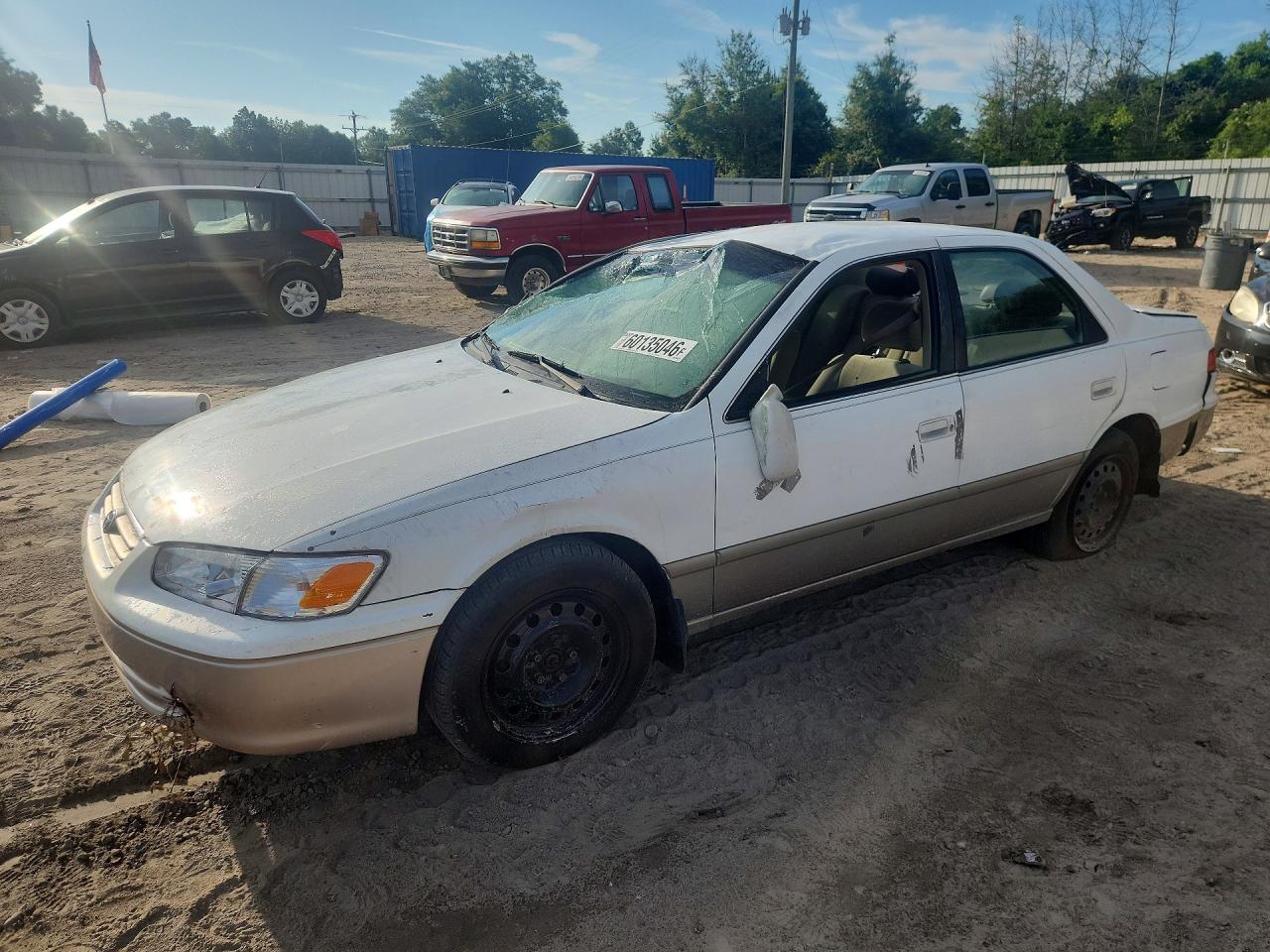 2000 Toyota Camry Le White vin: 4T1BG22KXYU963082