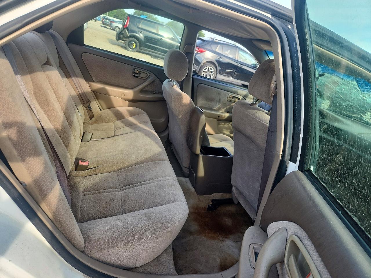 2000 Toyota Camry Le White vin: 4T1BG22KXYU963082