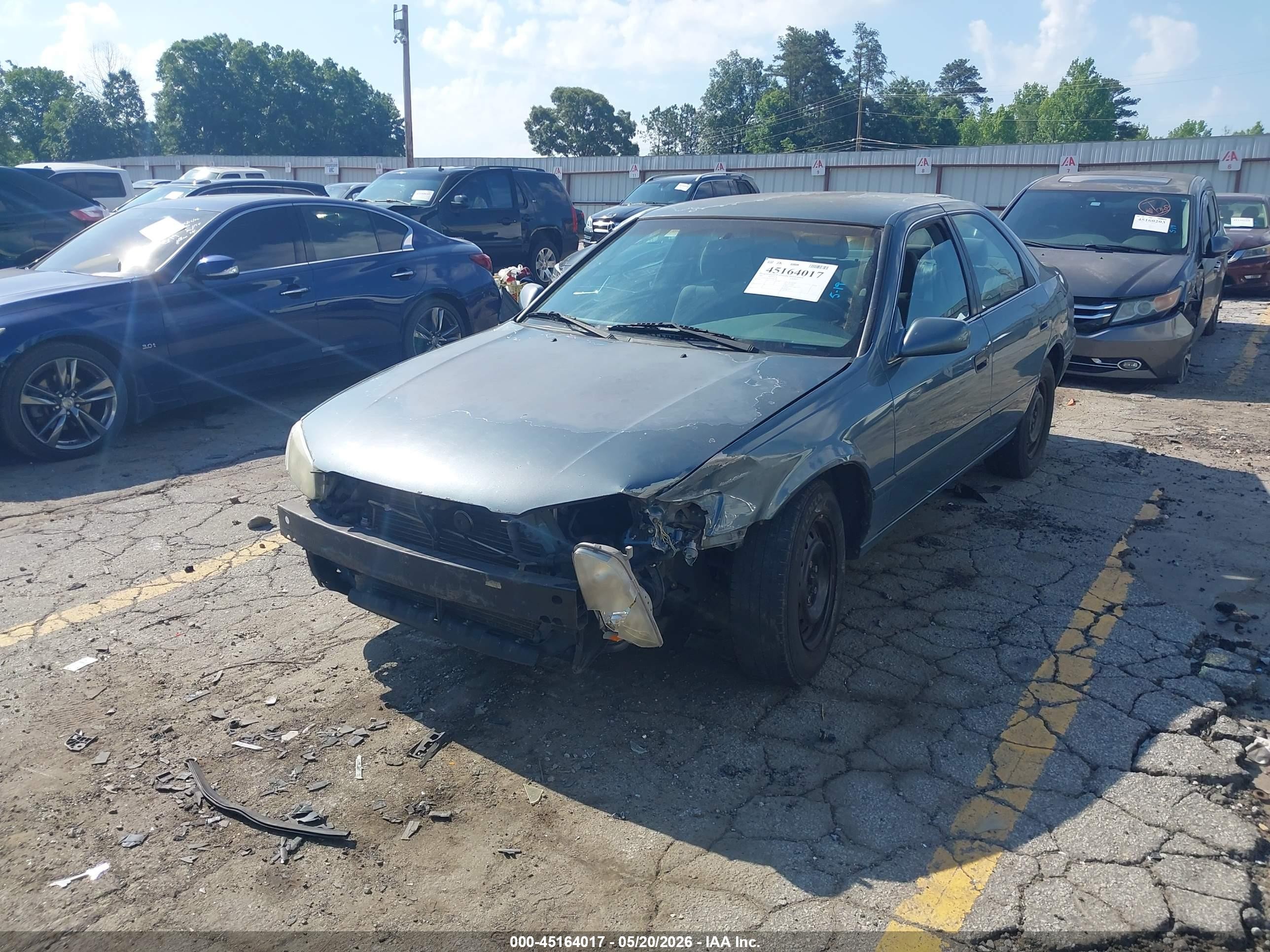 2000 Toyota Camry Le Green vin: 4T1BG22KXYU990198