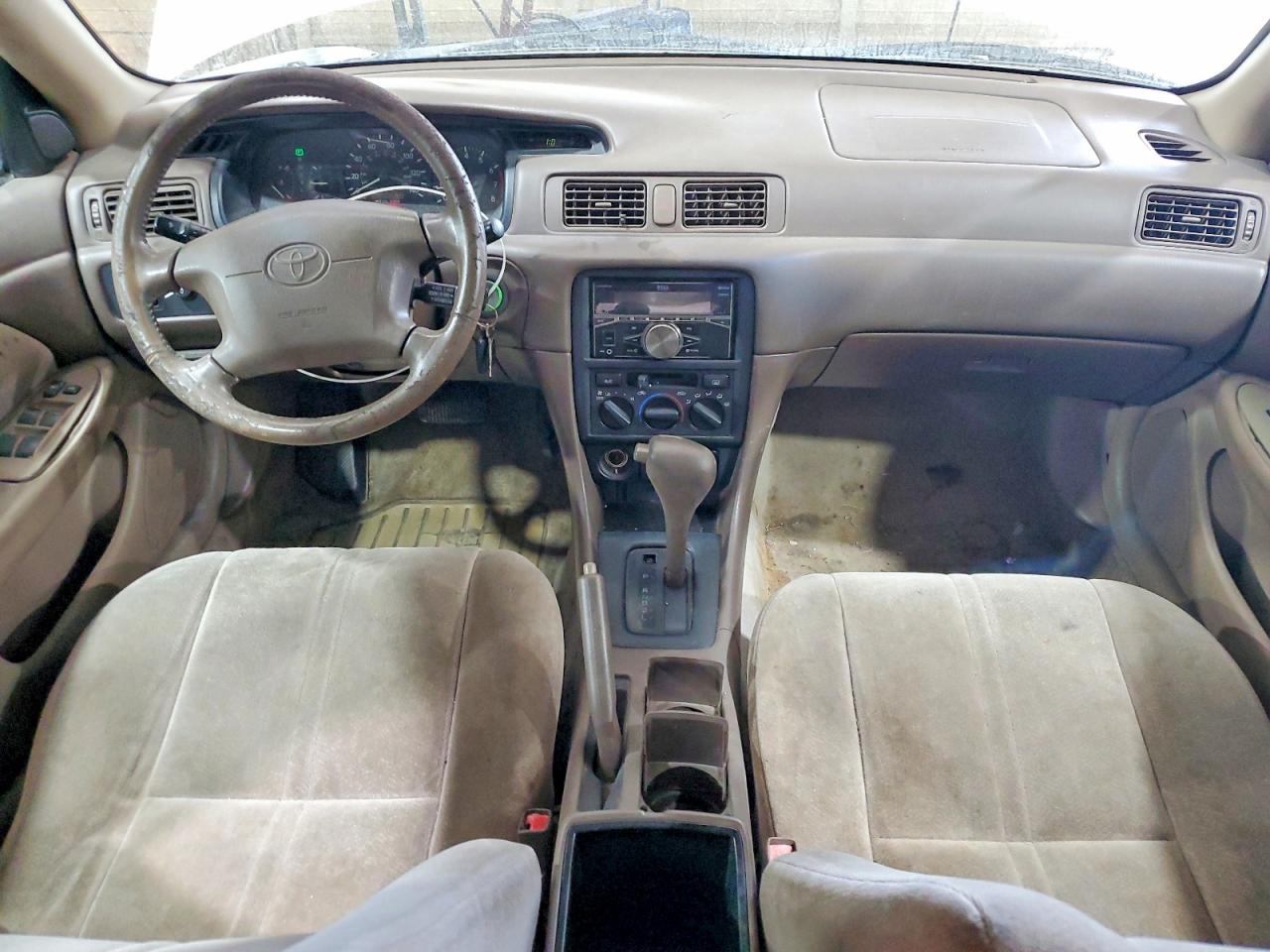 1998 Toyota Camry Xle Белый vin: 4T1BG28K1WU349185