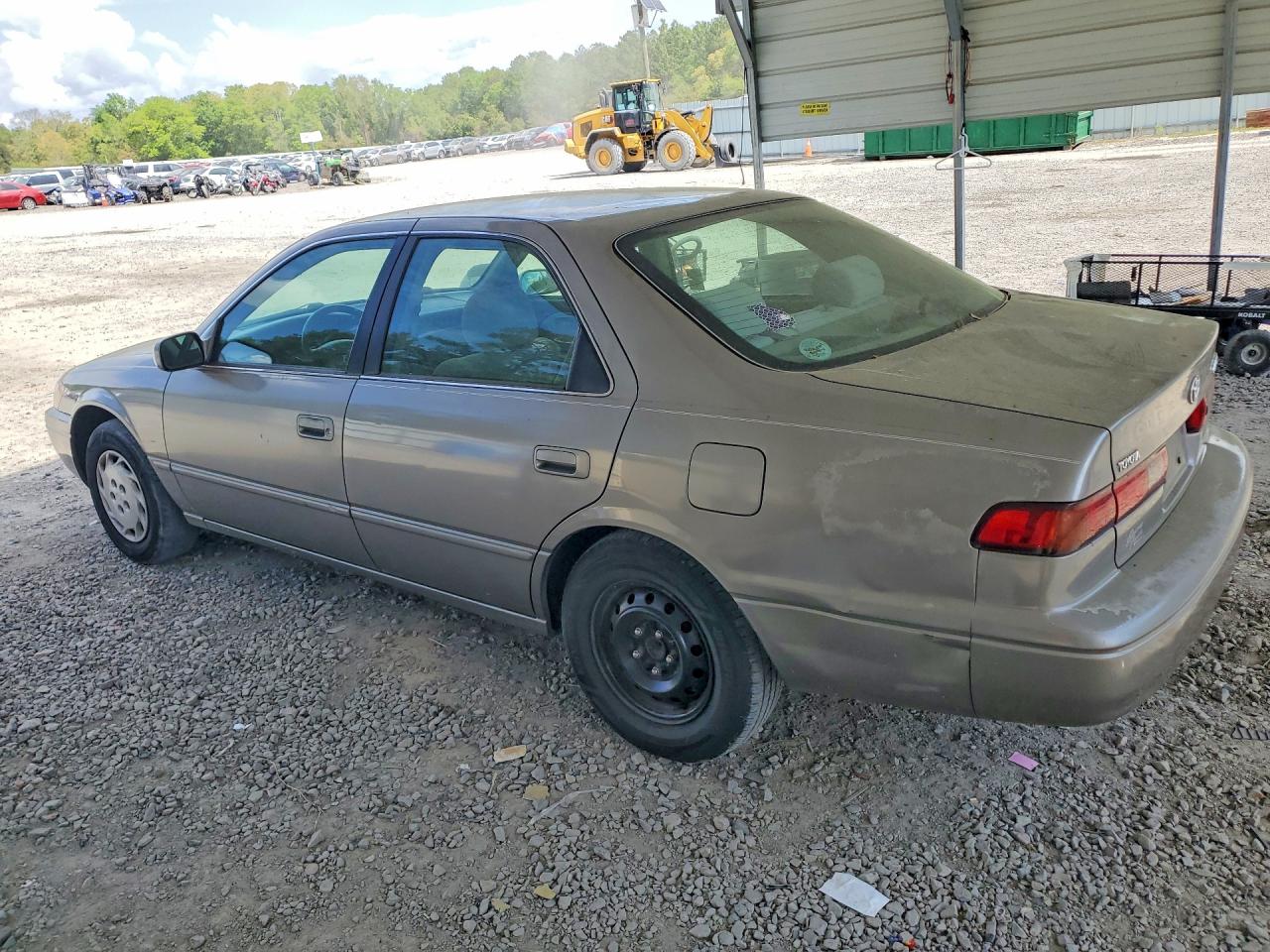 1999 Toyota Camry Le Tan vin: 4T1BG28K1XU532166