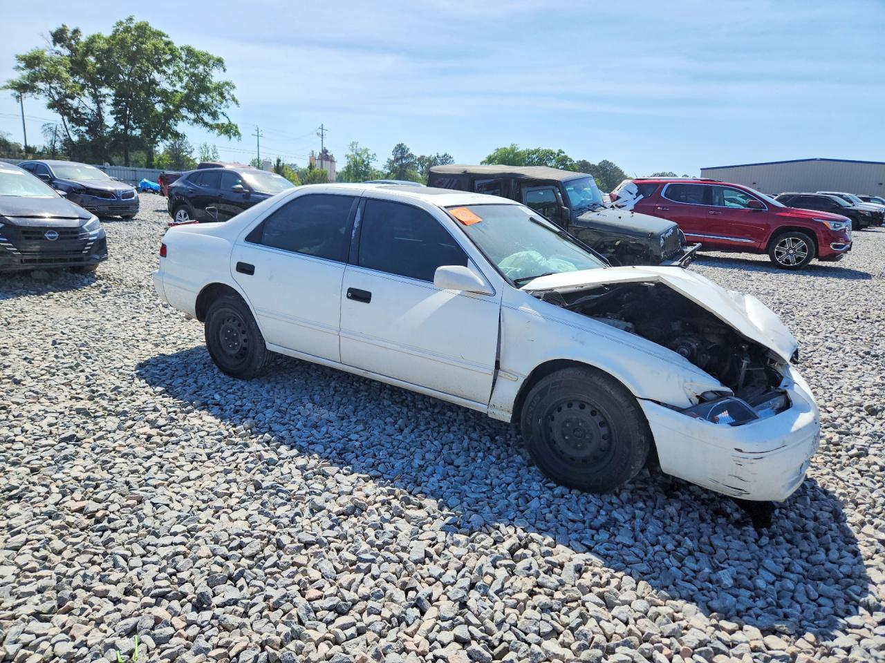 1999 Toyota Camry White vin: 4T1BG28K2XU571865