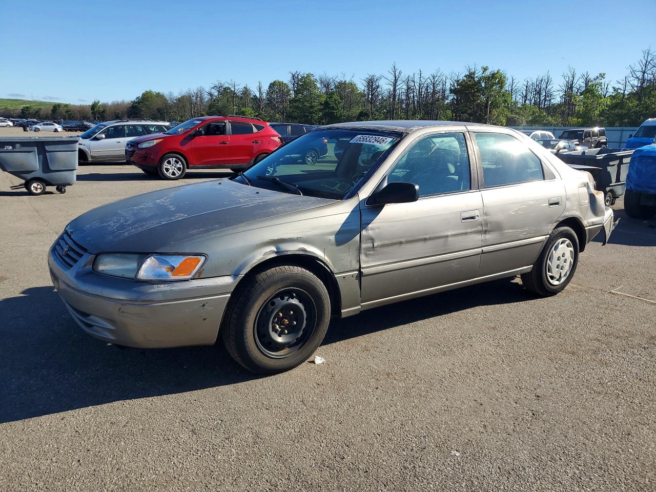 1999 Toyota Camry Le Tan vin: 4T1BG28K4XU565856