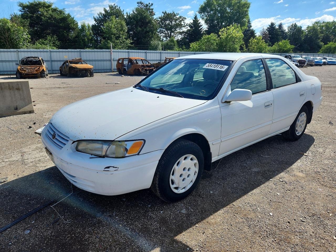 1999 Toyota Camry Le White vin: 4T1BG28K7XU889481