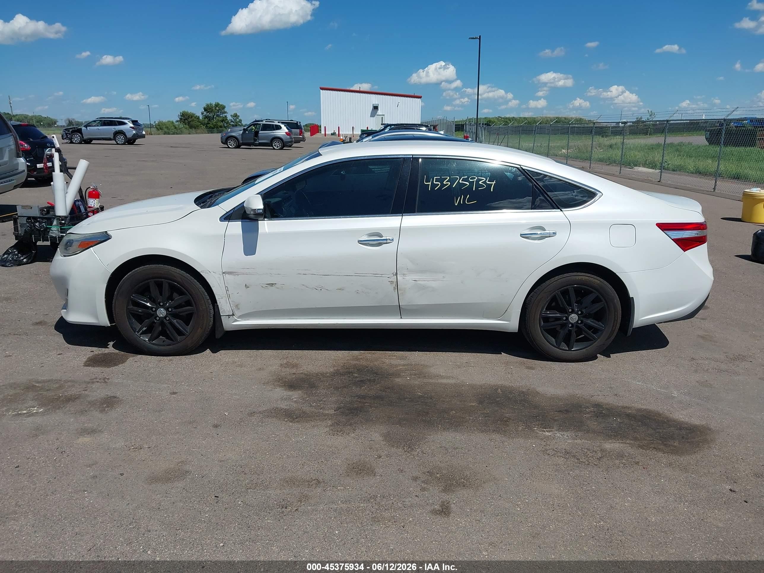 2013 Toyota Avalon Xle Белый vin: 4T1BK1EB0DU036901