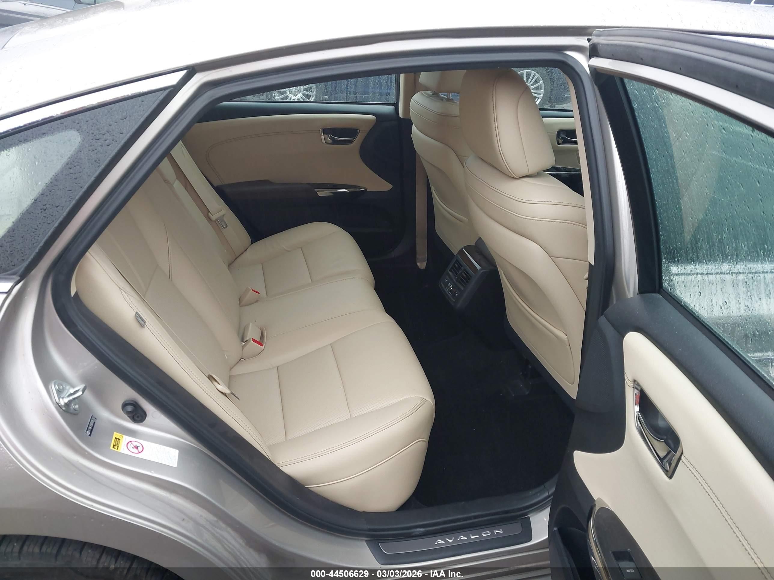 2013 Toyota Avalon Limited Beige vin: 4T1BK1EB0DU057912