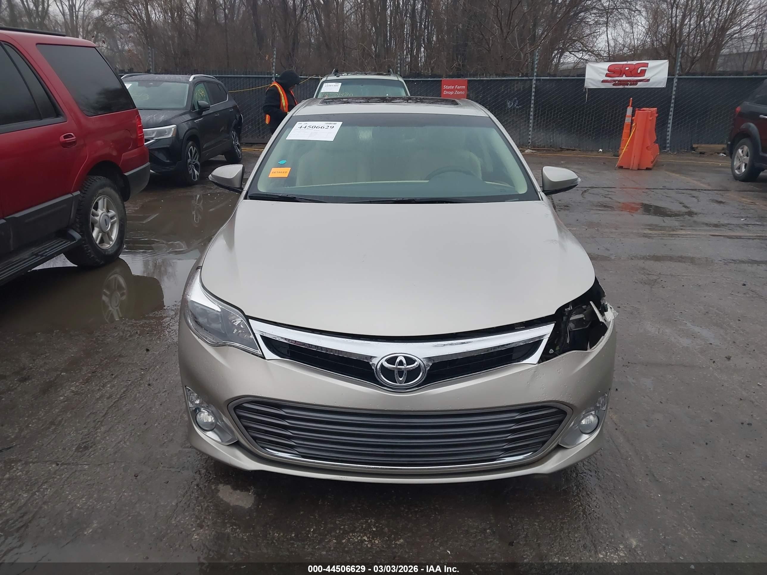 2013 Toyota Avalon Limited Beige vin: 4T1BK1EB0DU057912