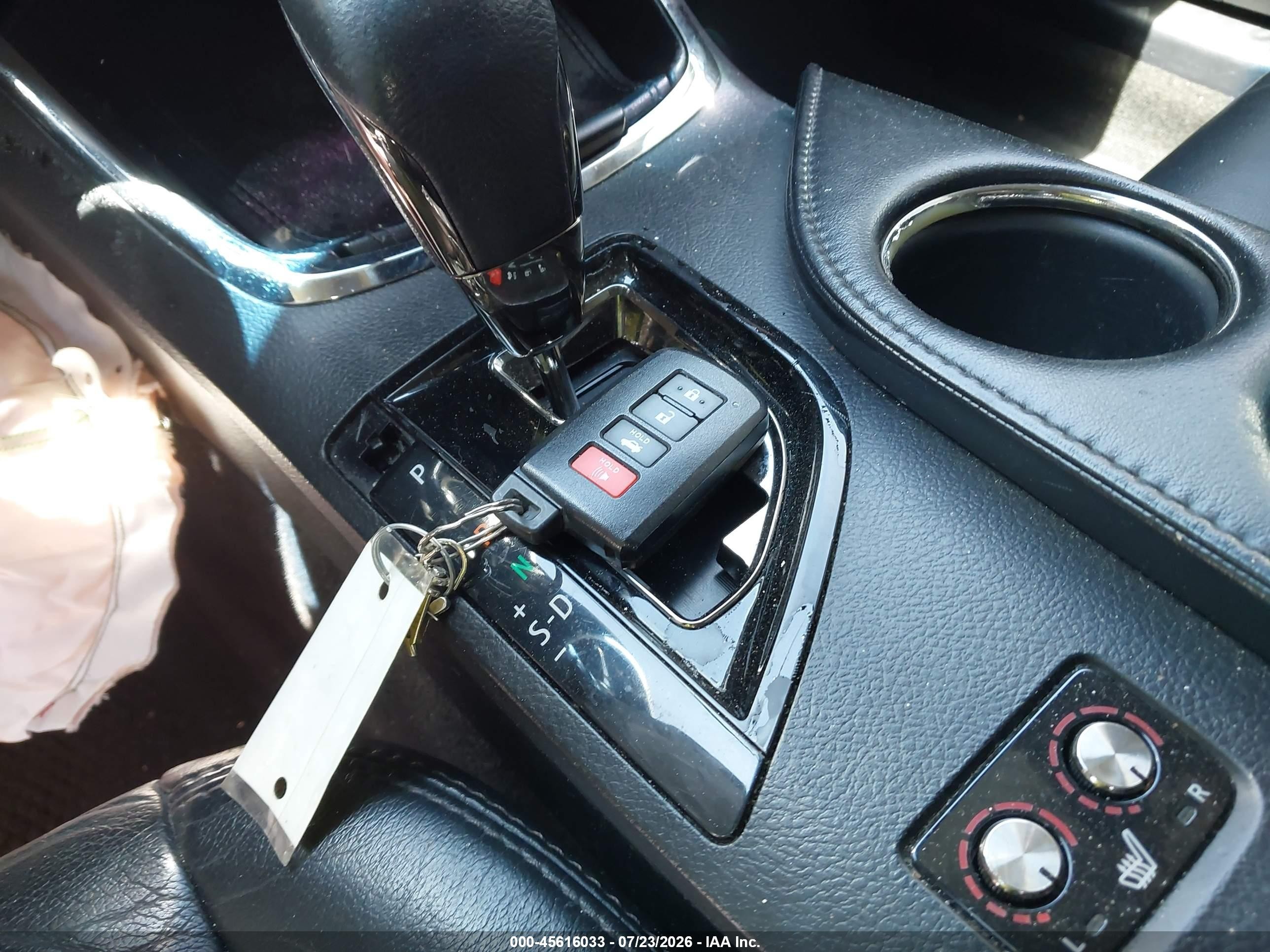 2013 Toyota Avalon Xle Белый vin: 4T1BK1EB0DU058929