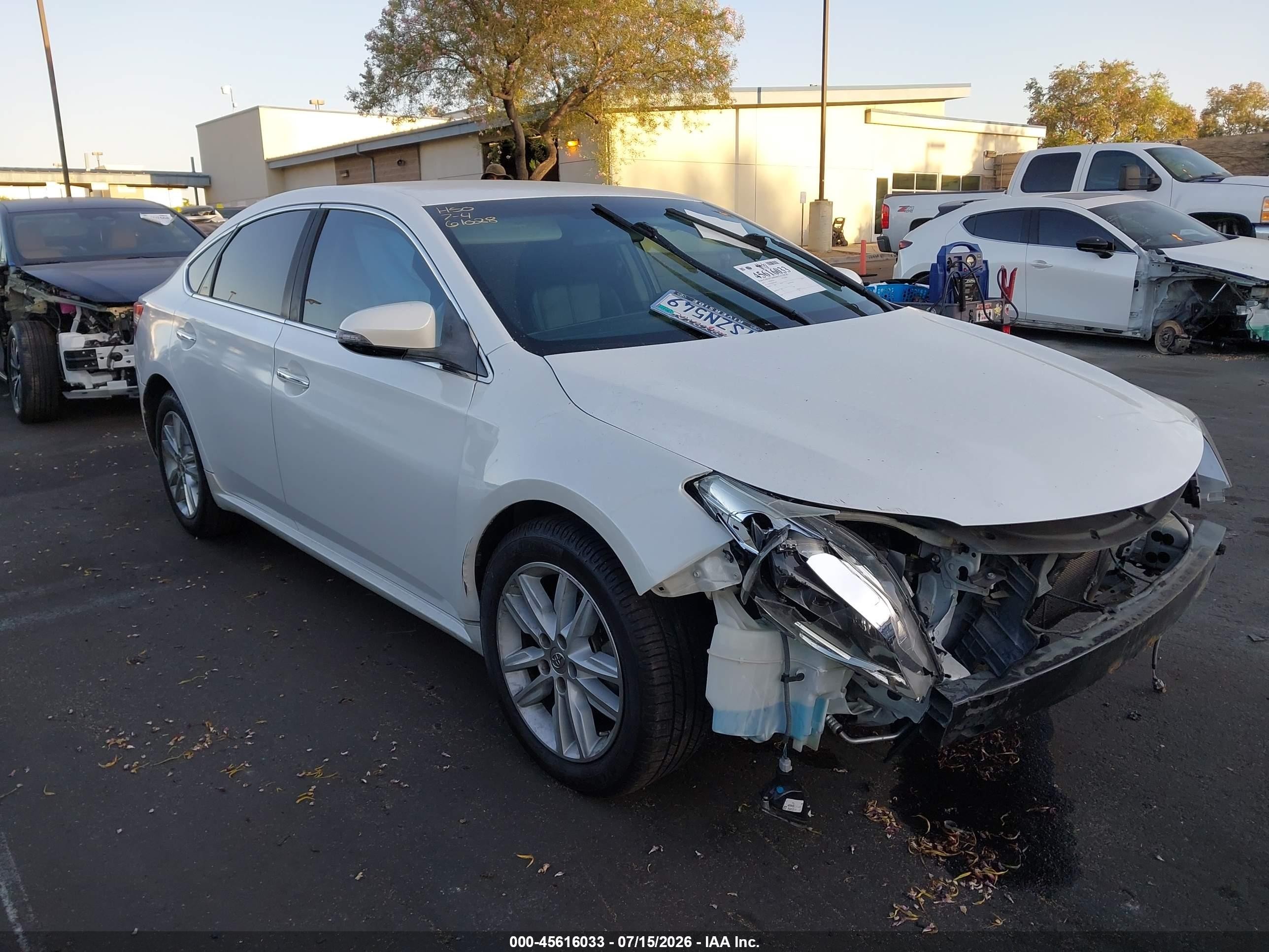 2013 Toyota Avalon Xle Белый vin: 4T1BK1EB0DU058929