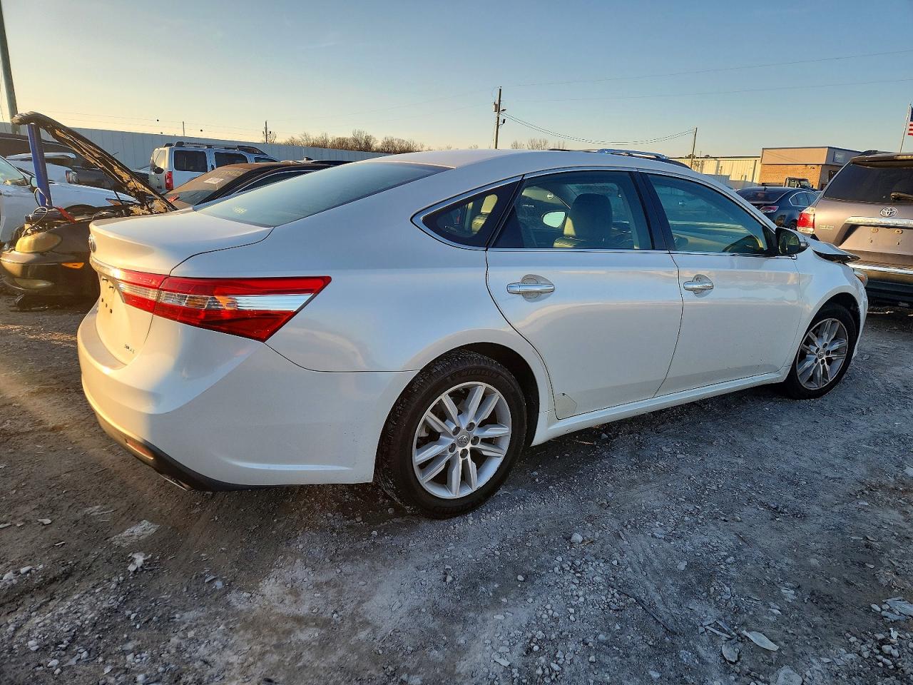 2014 Toyota Avalon Base Белый vin: 4T1BK1EB0EU080768
