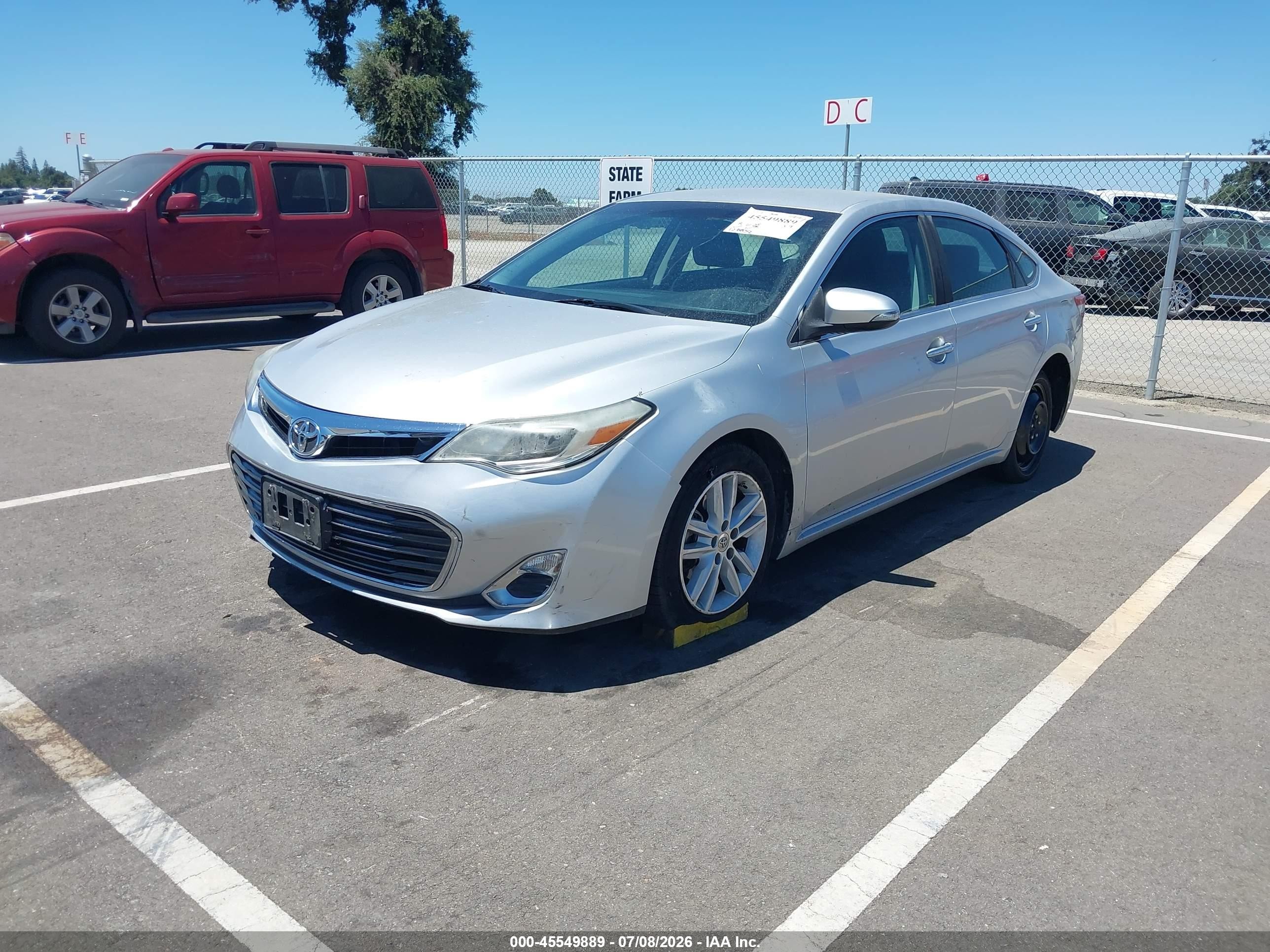2014 Toyota Avalon Xle Silver vin: 4T1BK1EB0EU102154