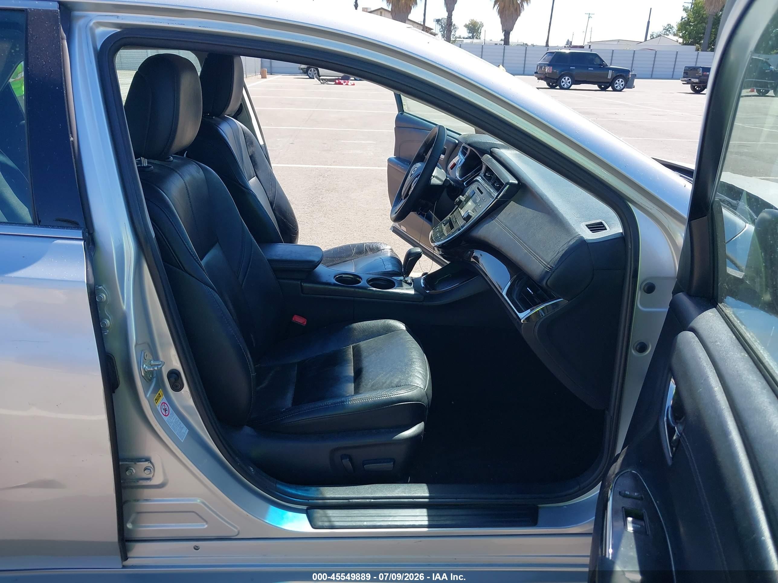 2014 Toyota Avalon Xle Silver vin: 4T1BK1EB0EU102154