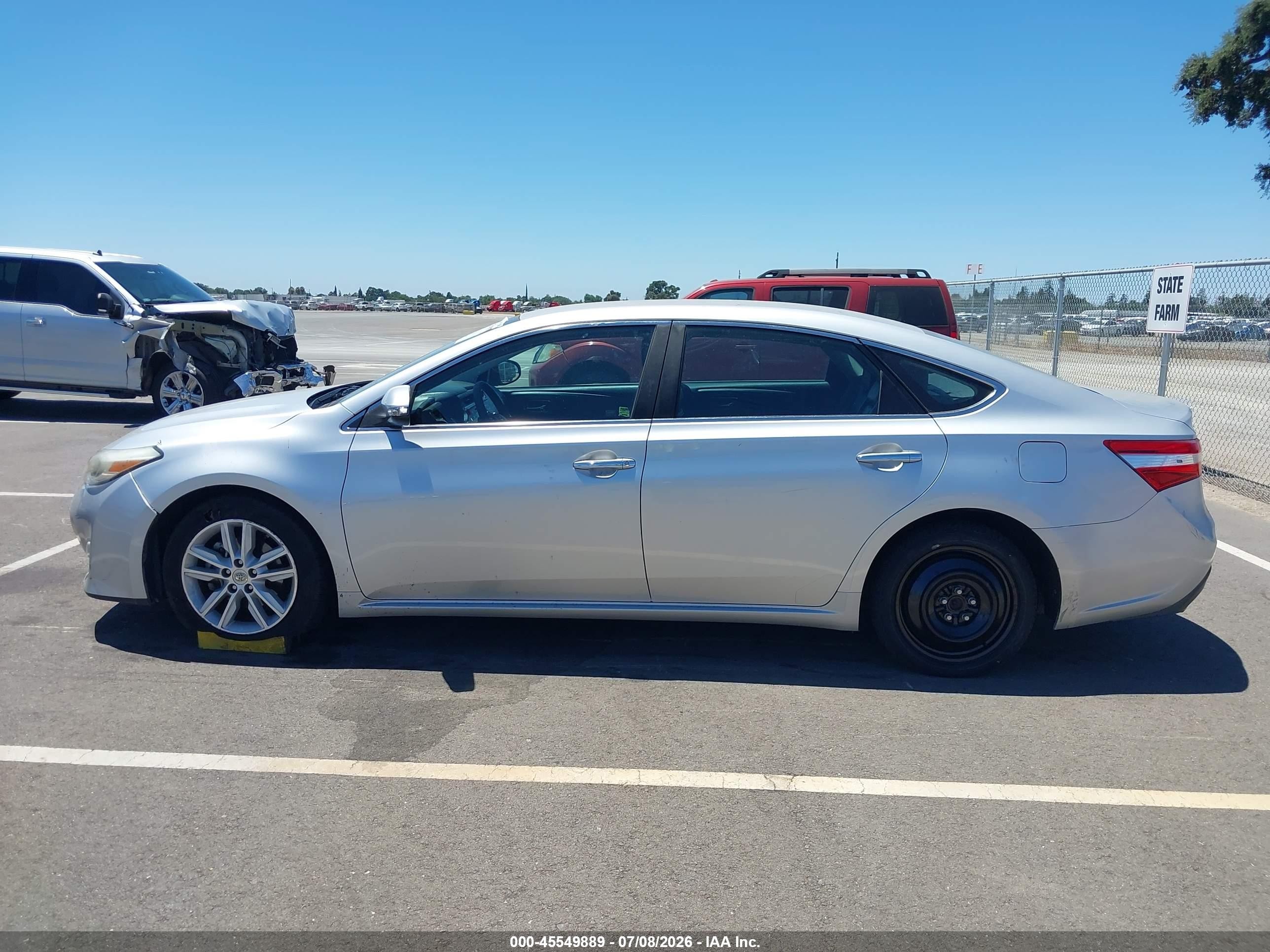 2014 Toyota Avalon Xle Silver vin: 4T1BK1EB0EU102154