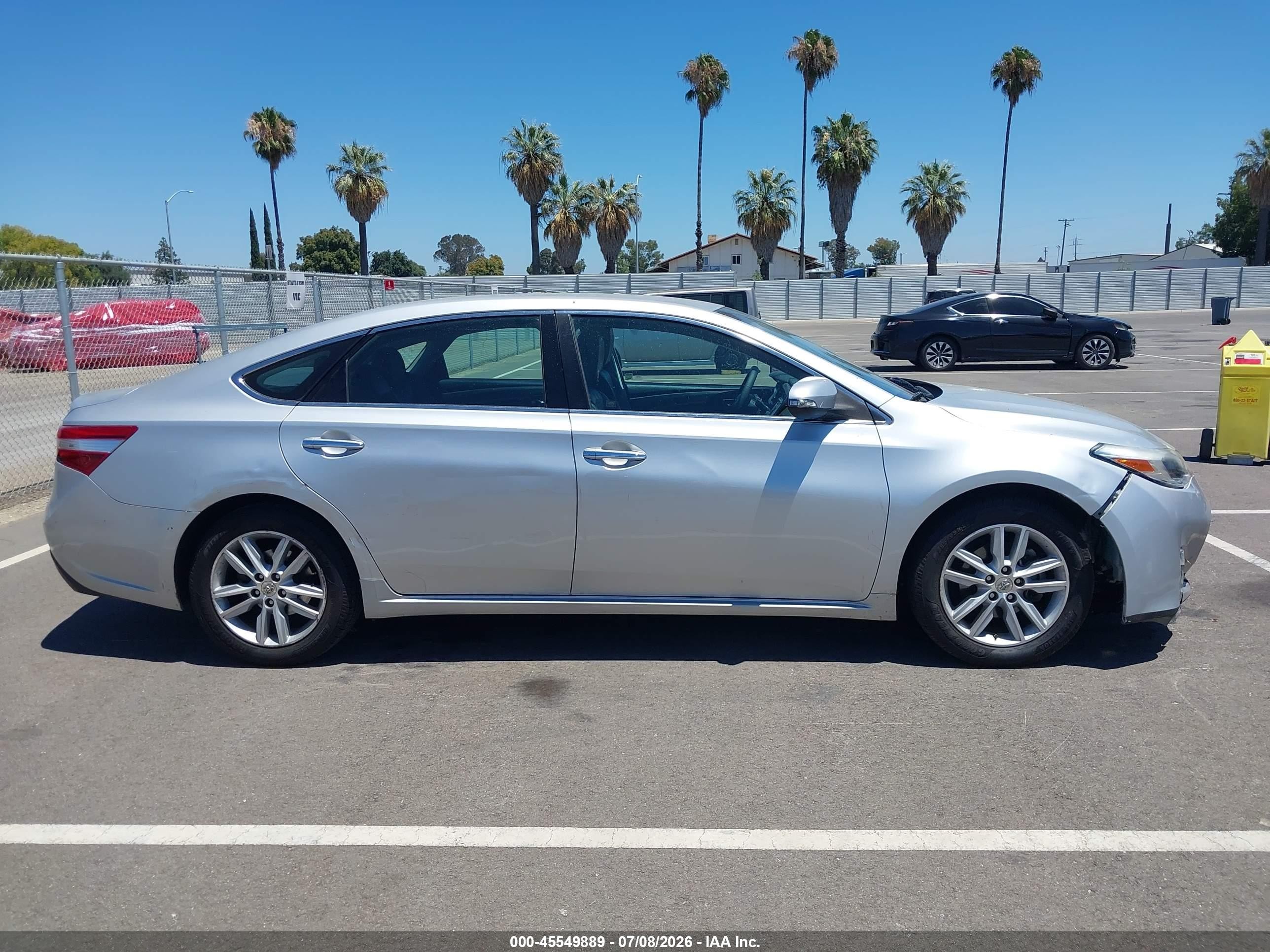 2014 Toyota Avalon Xle Silver vin: 4T1BK1EB0EU102154
