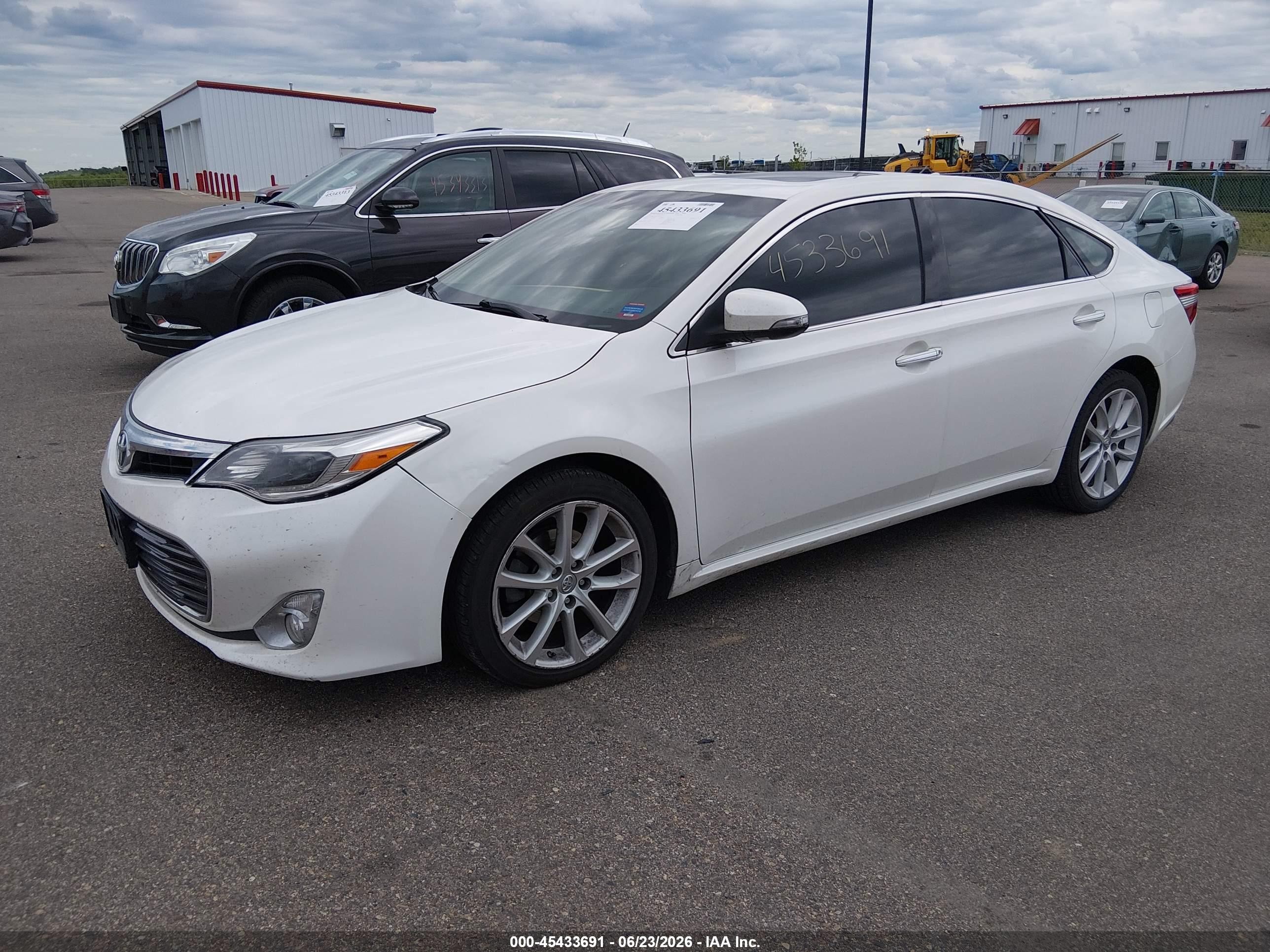 2015 Toyota Avalon Limited White vin: 4T1BK1EB0FU142915