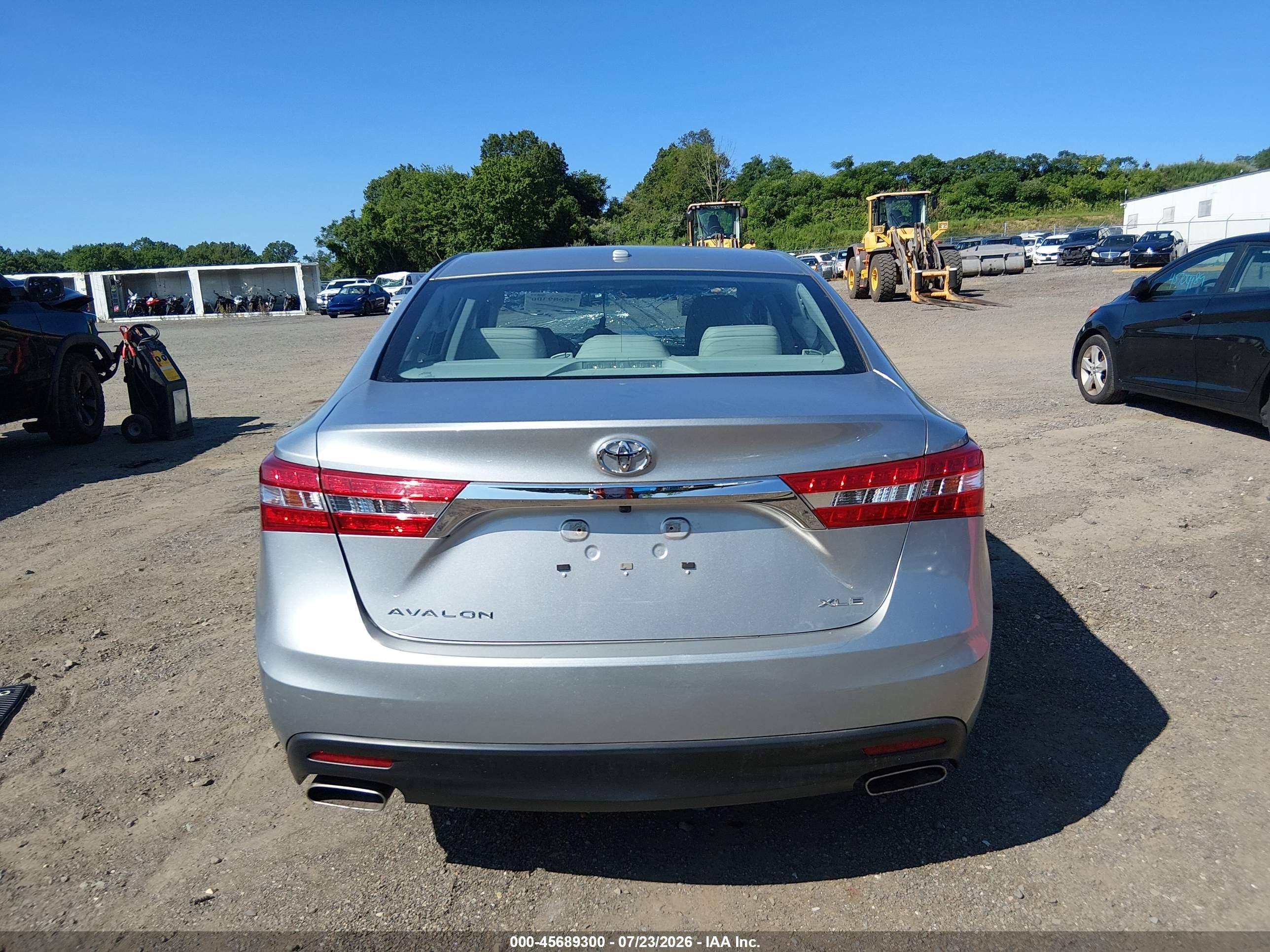 2015 Toyota Avalon Xle Touring Silver vin: 4T1BK1EB0FU161495