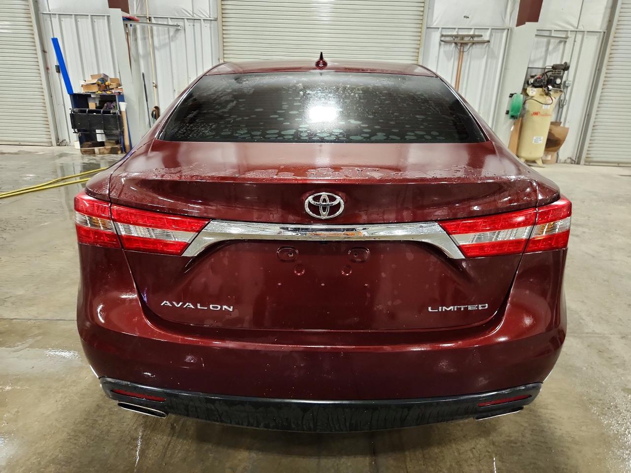 2015 Toyota Avalon Limited Burgundy vin: 4T1BK1EB0FU192259