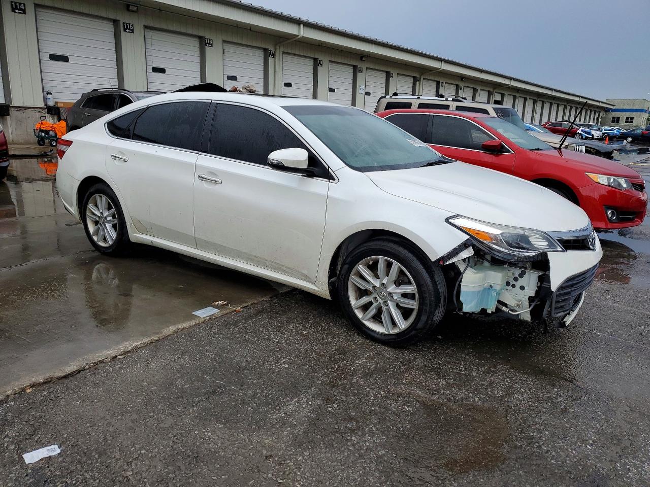 2013 Toyota Avalon White vin: 4T1BK1EB1DU004409